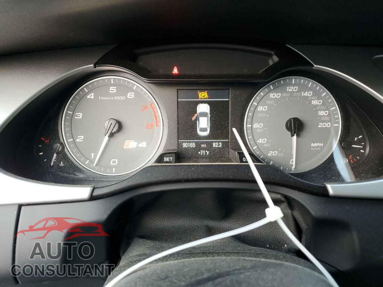 AUDI S4/RS4 2012 - WAUMGAFL7CA034579