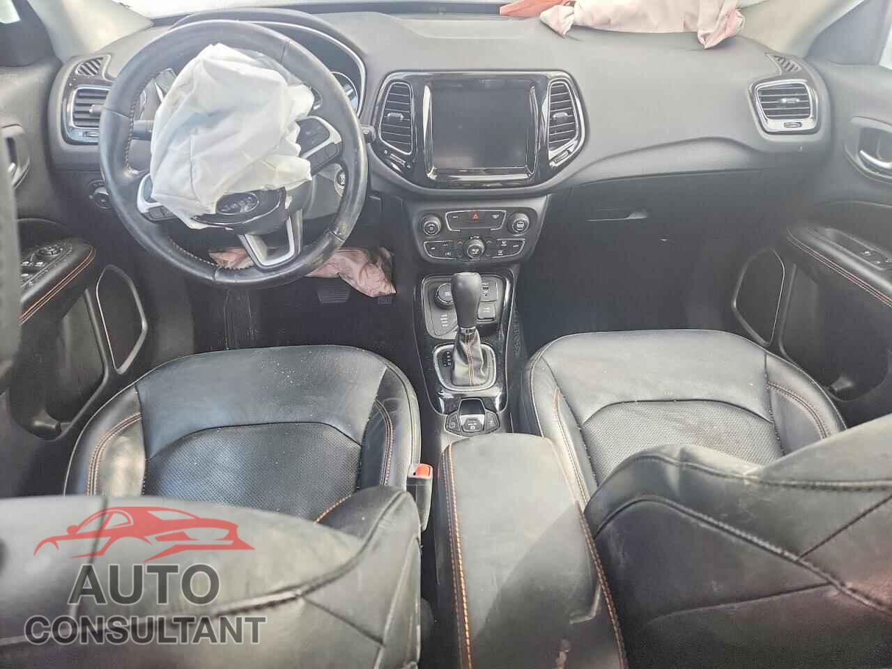 JEEP COMPASS 2020 - 3C4NJDCB9LT142457