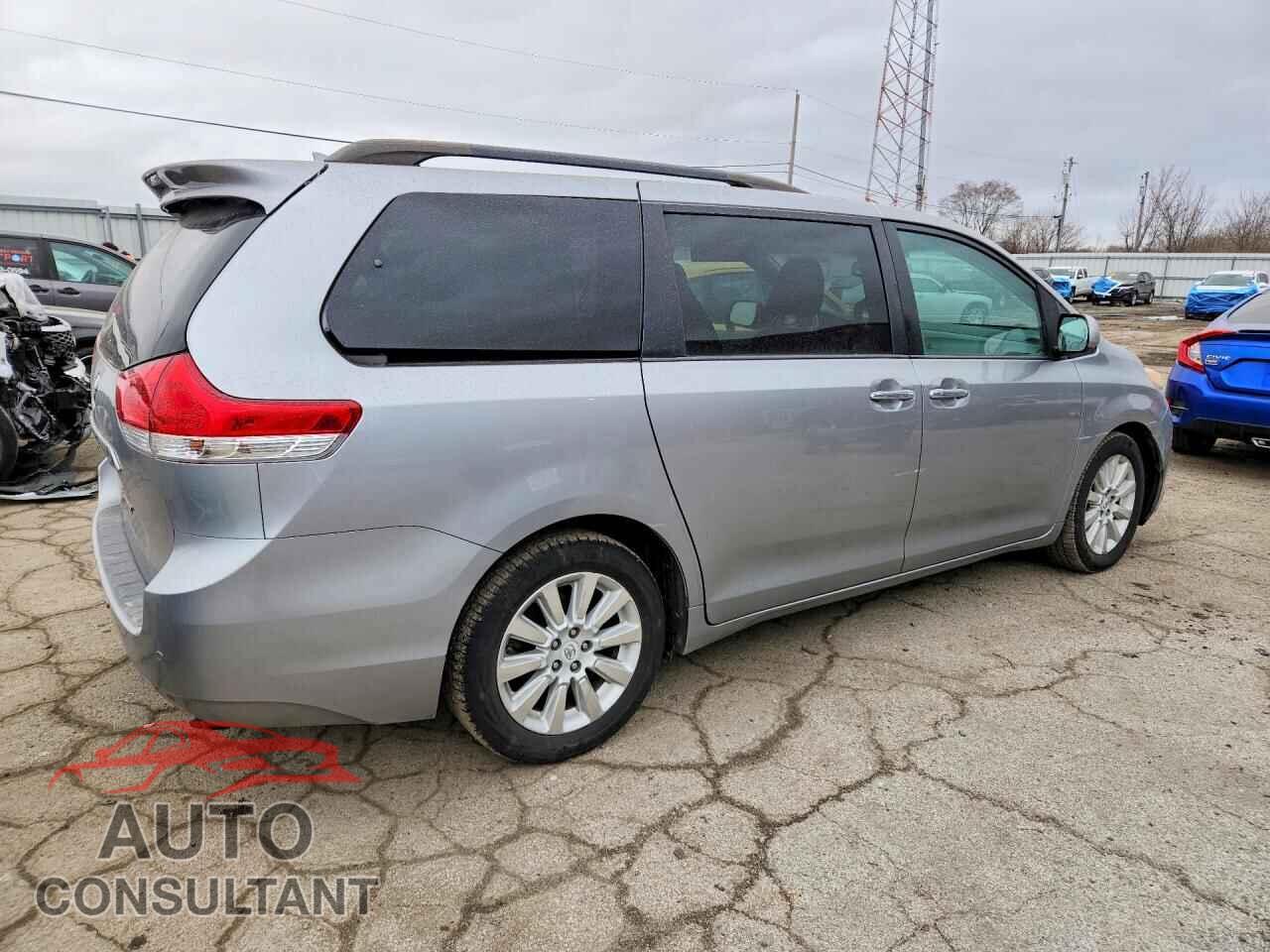 TOYOTA SIENNA 2012 - 5TDDK3DC2CS043032