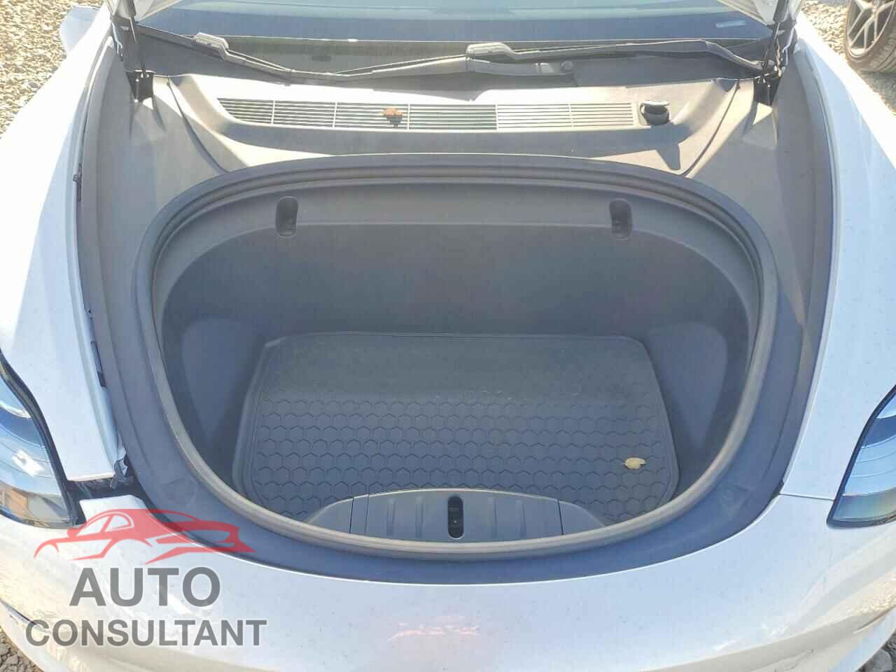 TESLA MODEL 3 2020 - 5YJ3E1EA3LF632681