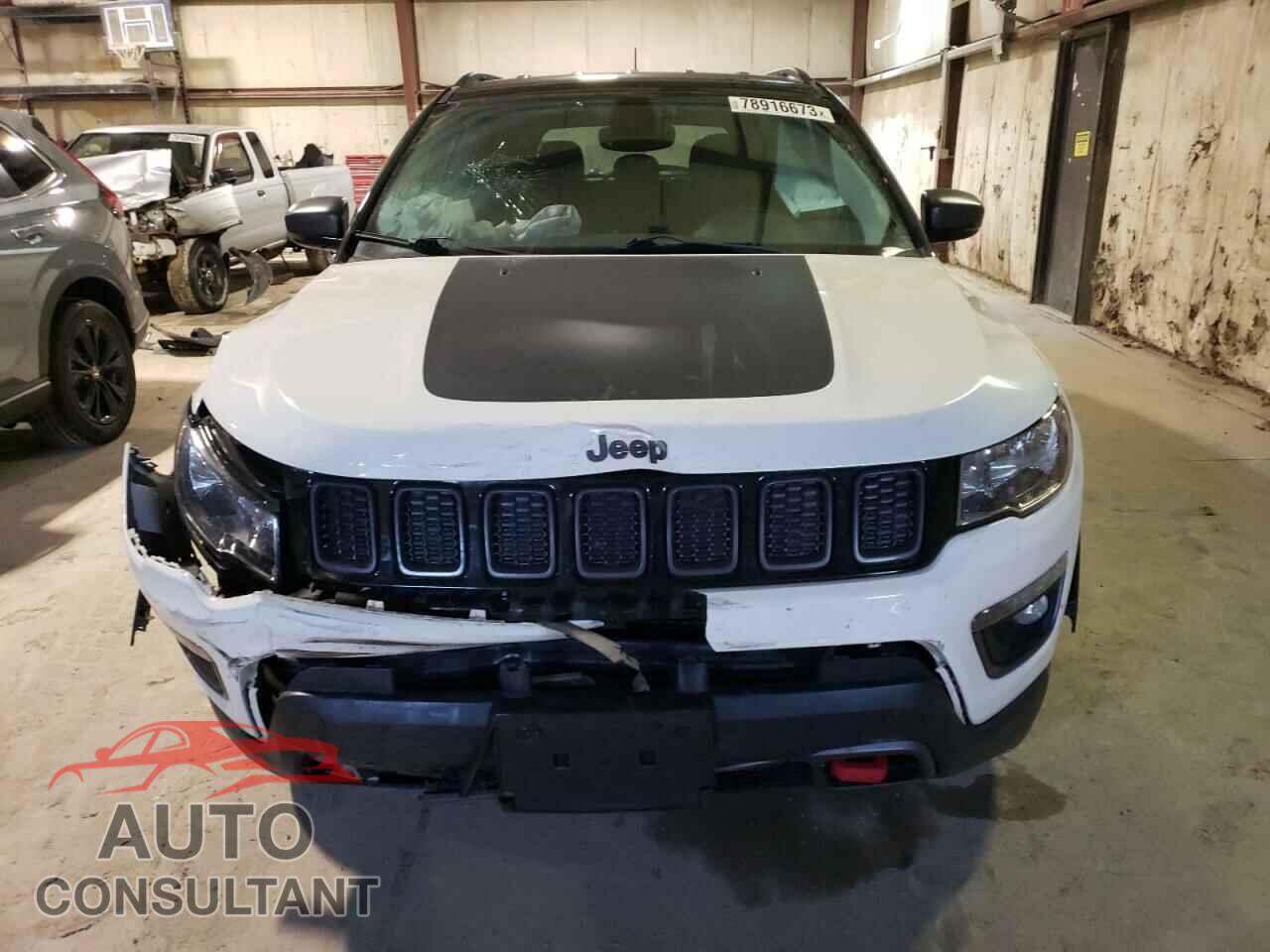 JEEP COMPASS 2017 - 3C4NJDDB9HT635657