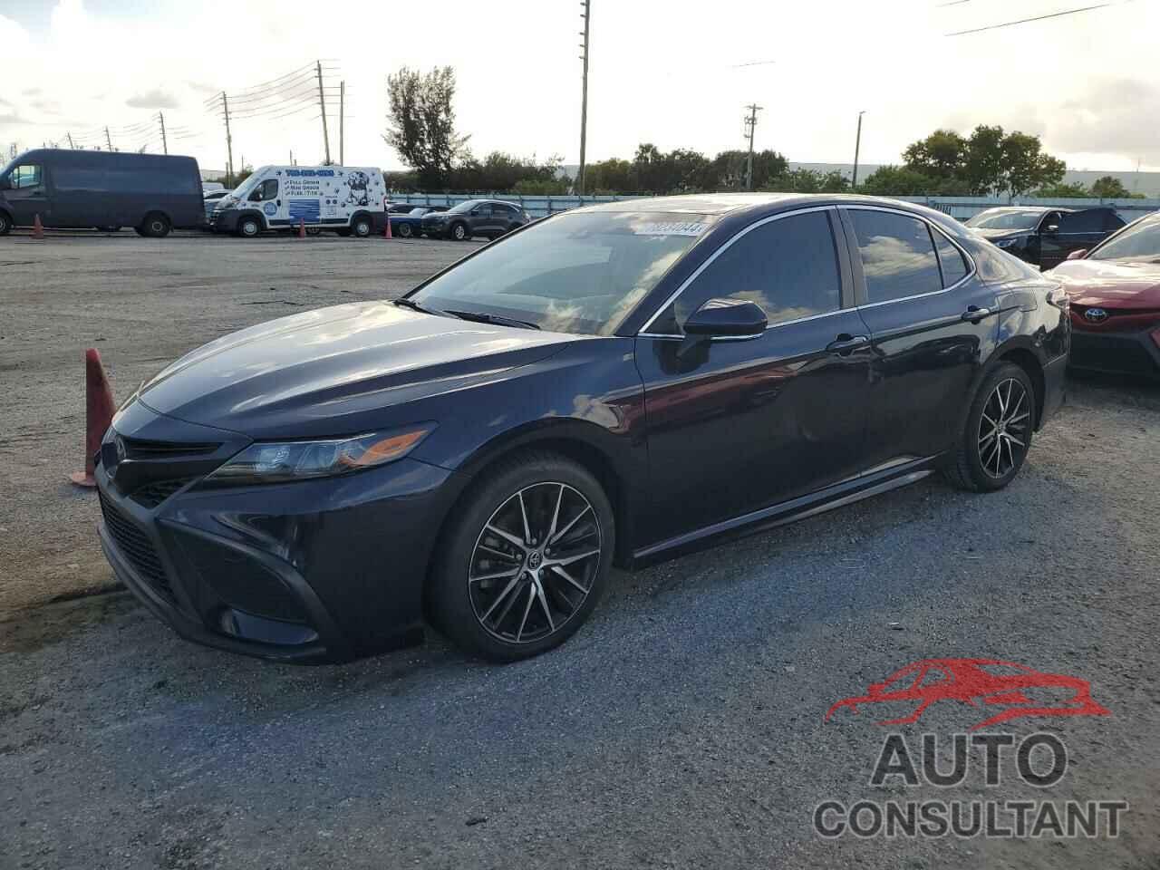 TOYOTA CAMRY 2022 - 4T1G11AK5NU629900
