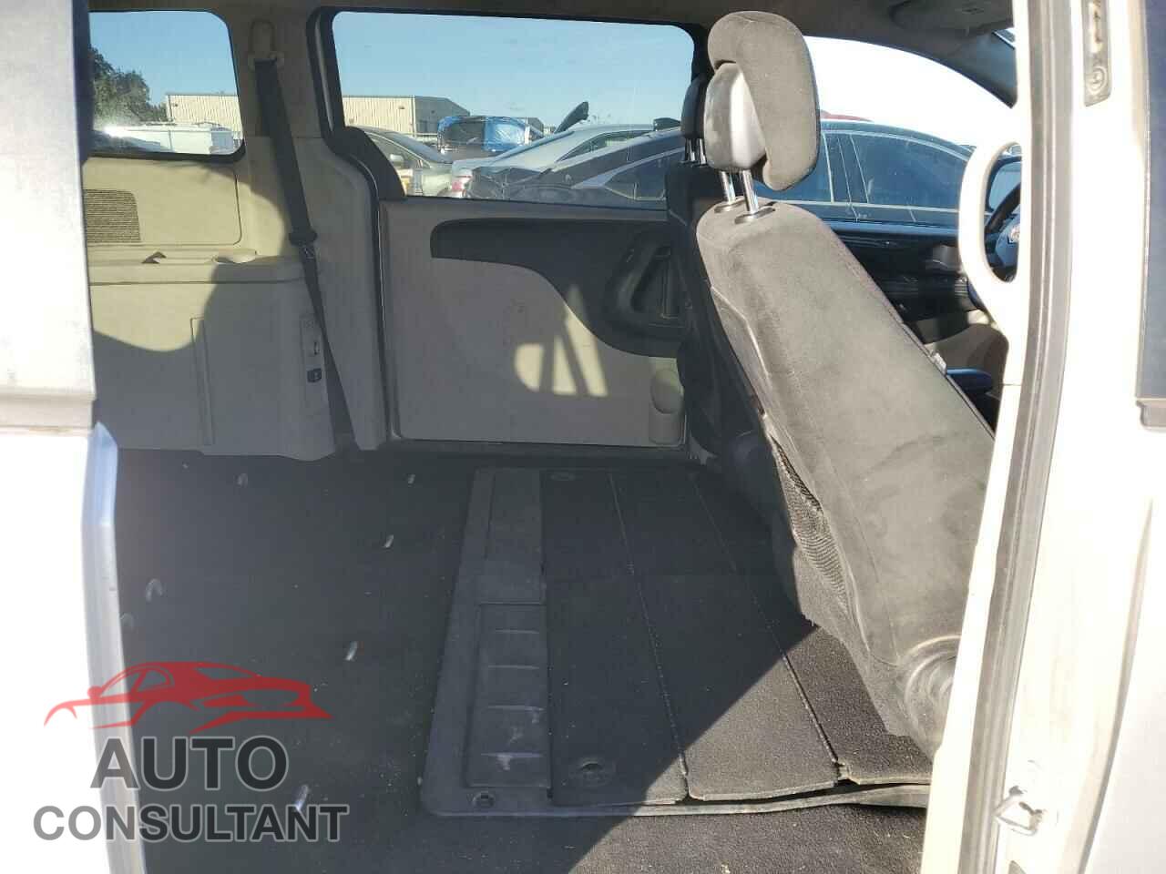 DODGE CARAVAN 2011 - 2D4RN3DG9BR729059