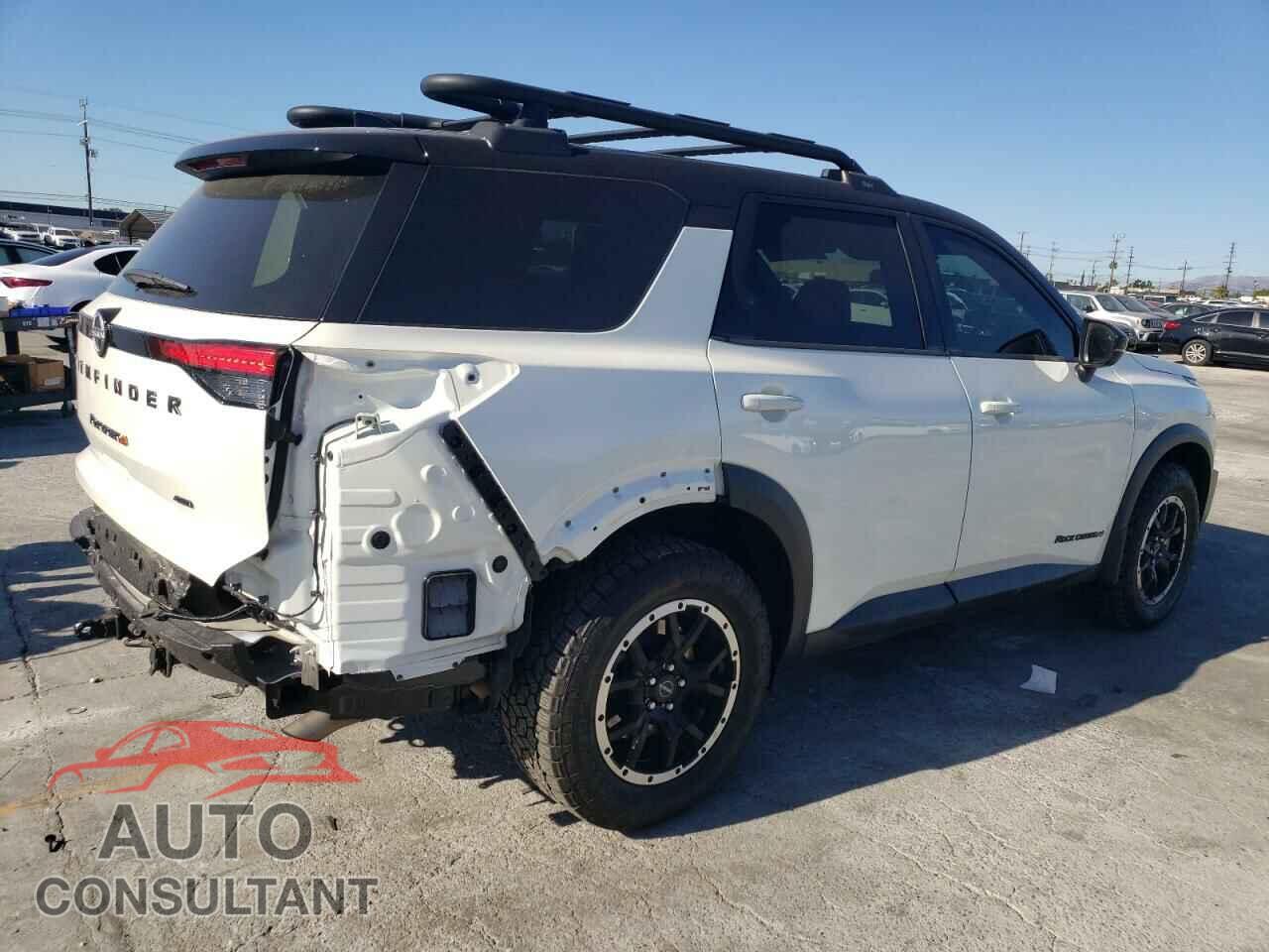 NISSAN PATHFINDER 2023 - 5N1DR3BD7PC256164