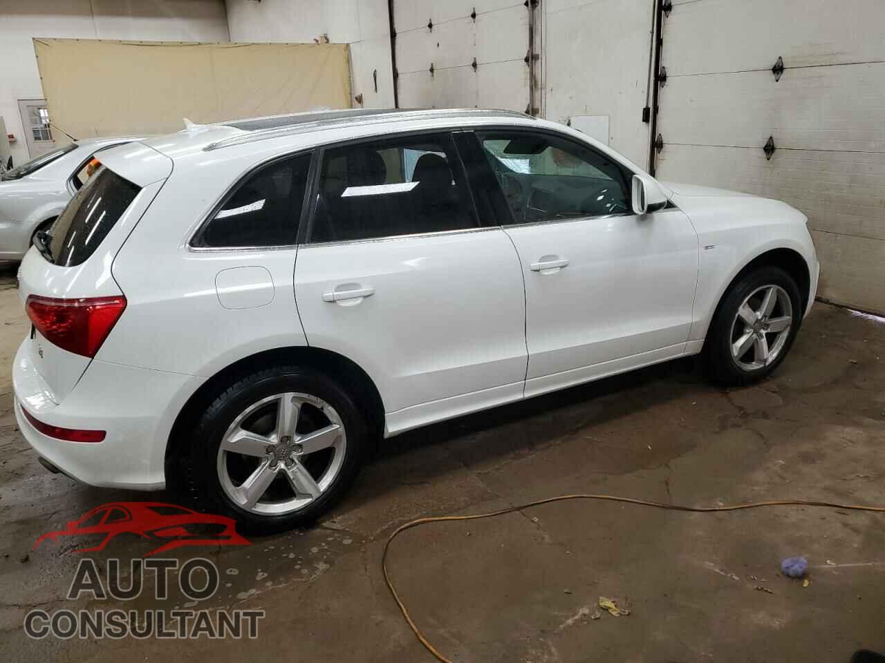 AUDI Q5 2012 - WA1DKAFP0CA101053