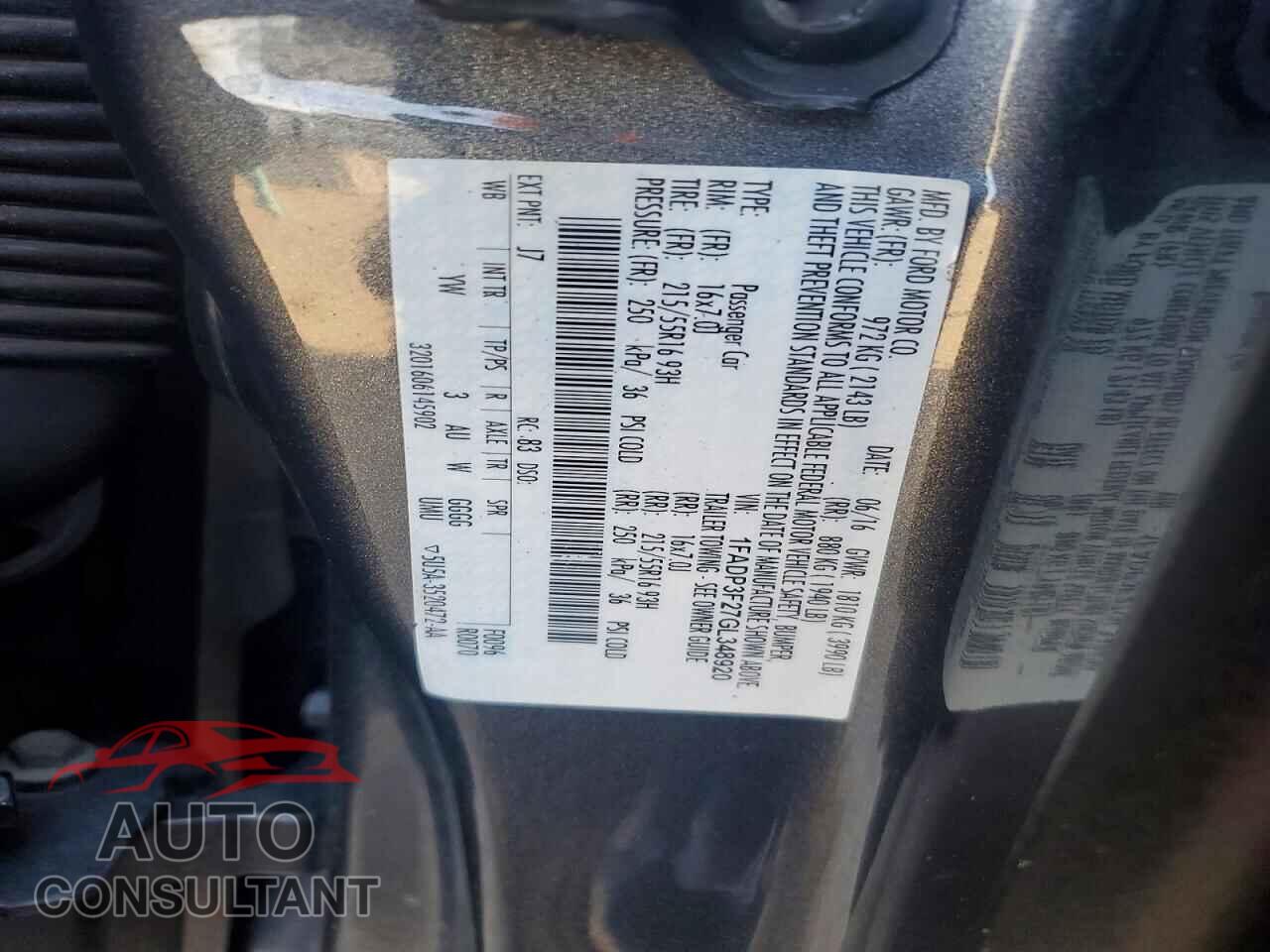FORD FOCUS 2016 - 1FADP3F27GL348920