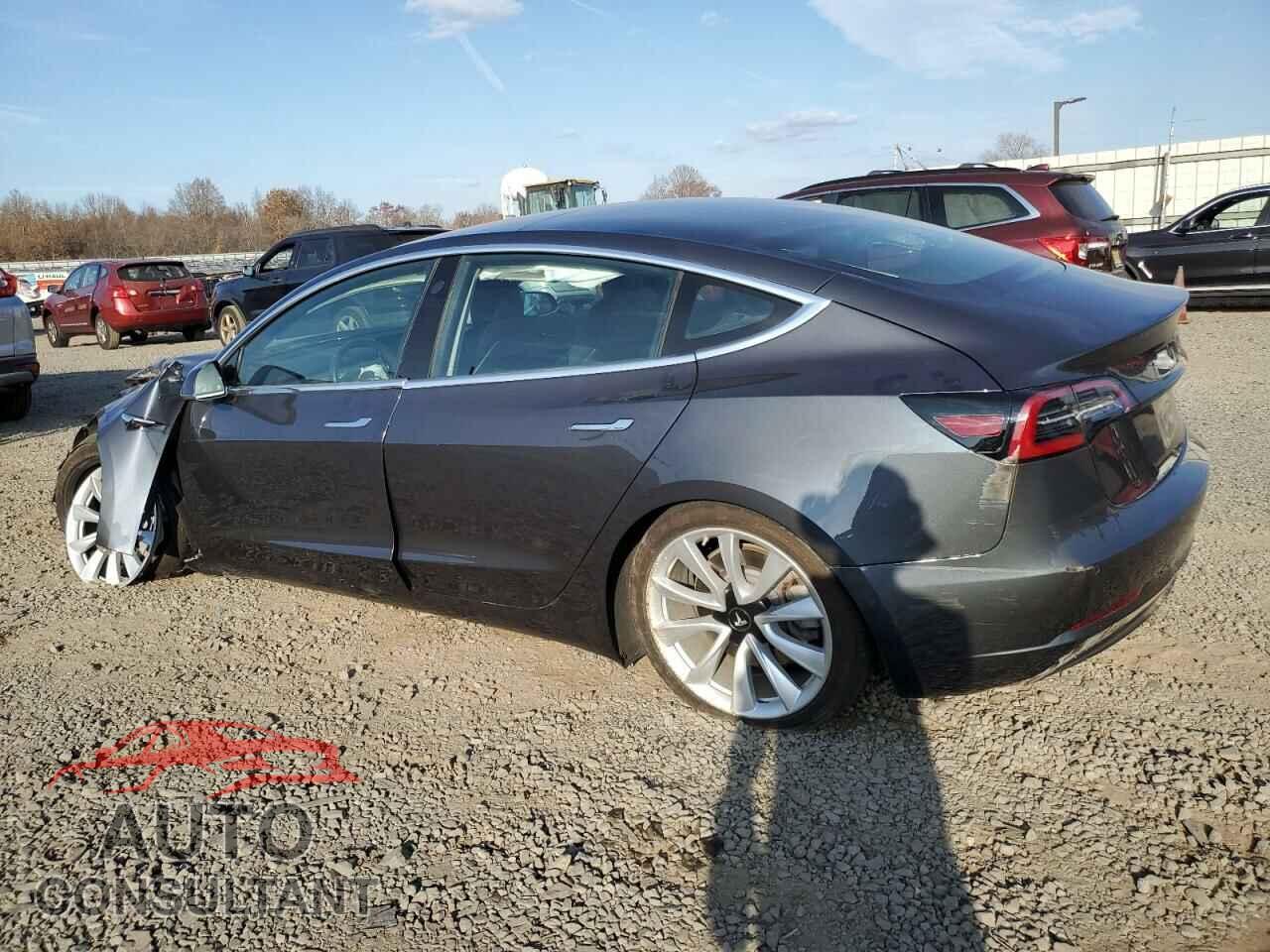 TESLA MODEL 3 2018 - 5YJ3E1EB7JF087106