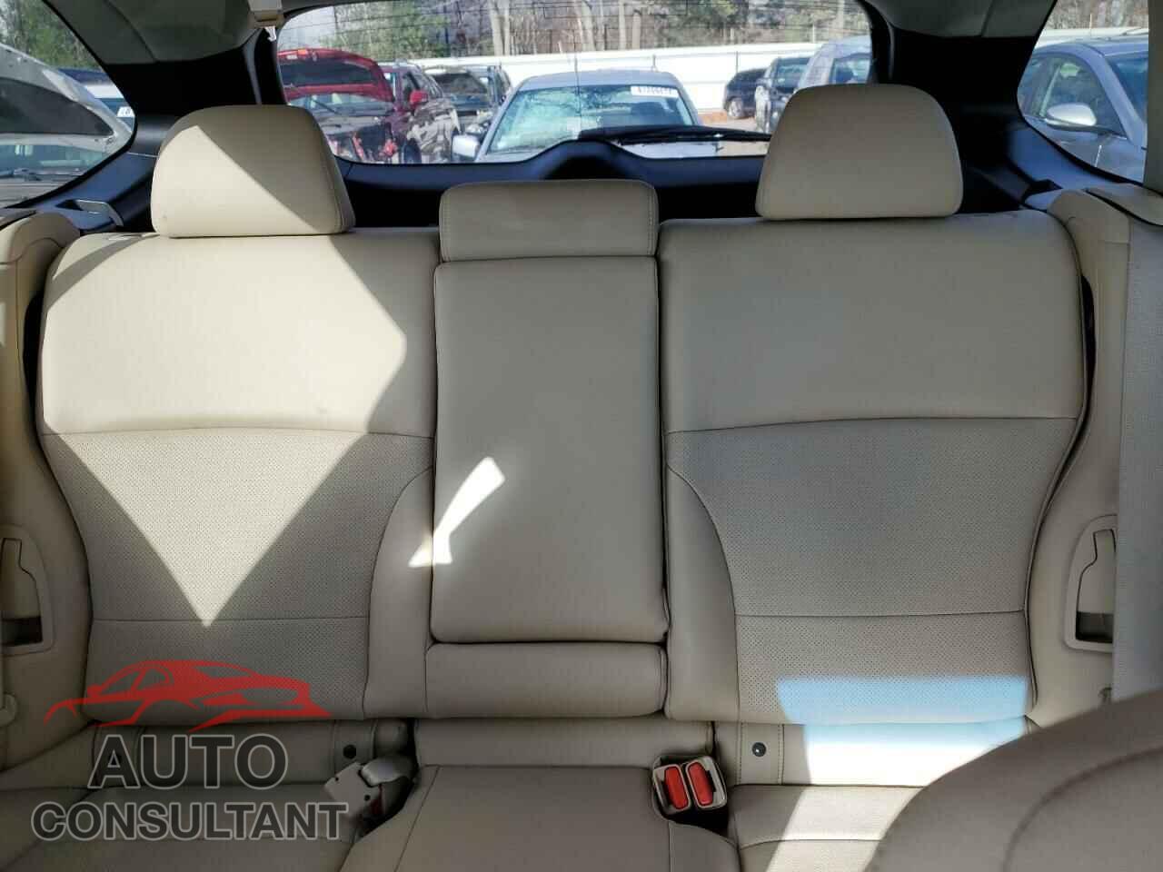 SUBARU OUTBACK 2017 - 4S4BSAKC2H3215840