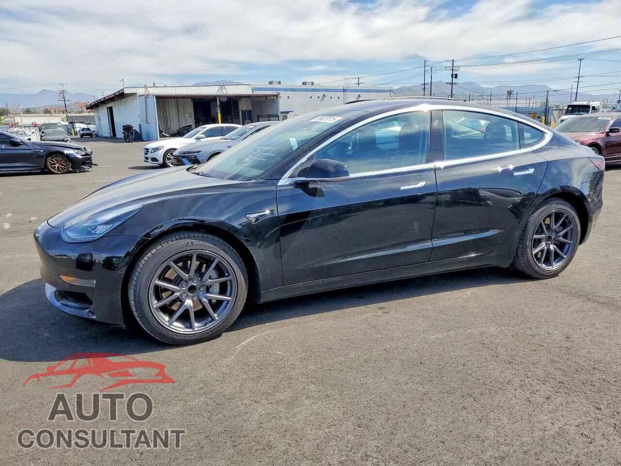 TESLA MODEL 3 2018 - 5YJ3E1EA9JF012477