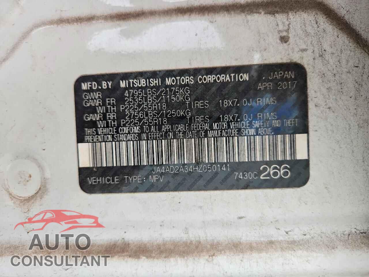 MITSUBISHI OUTLANDER 2017 - JA4AD2A34HZ050141