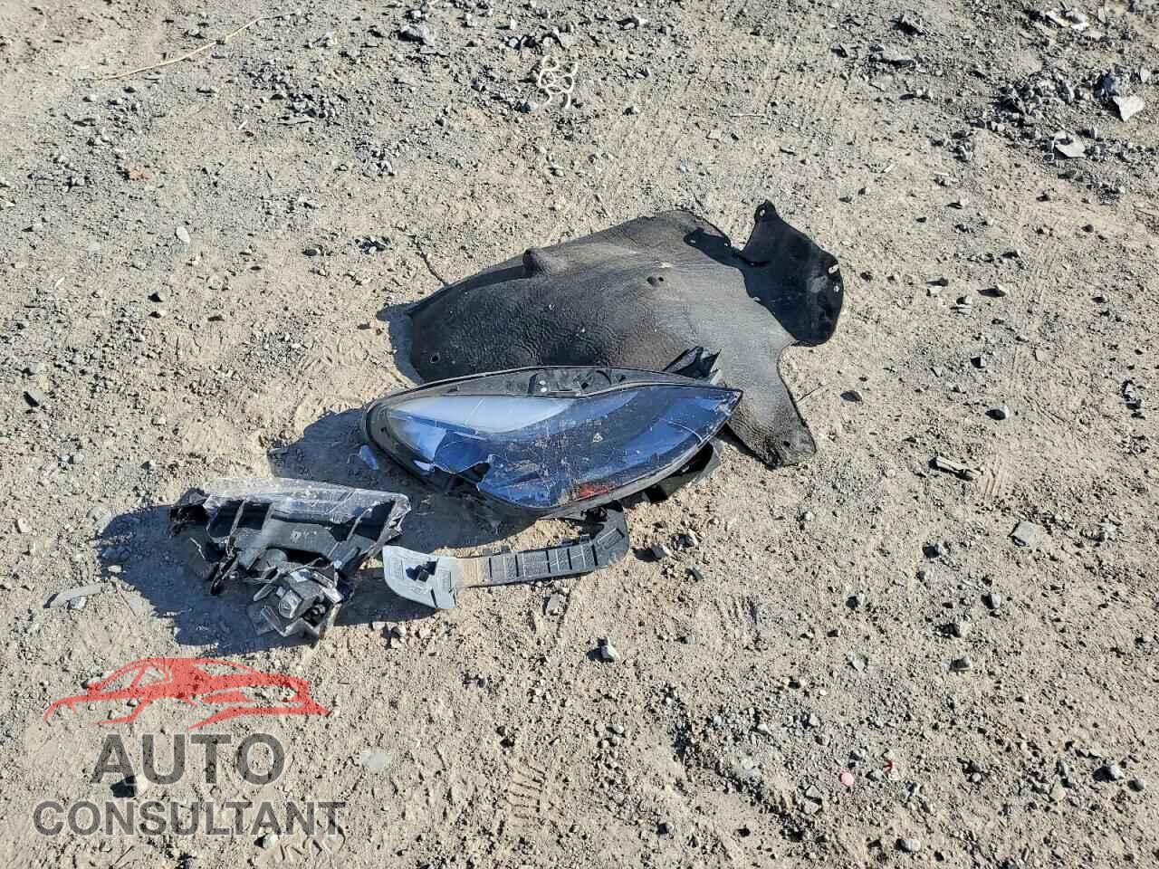 TESLA MODEL 3 2021 - 5YJ3E1EB0MF903402