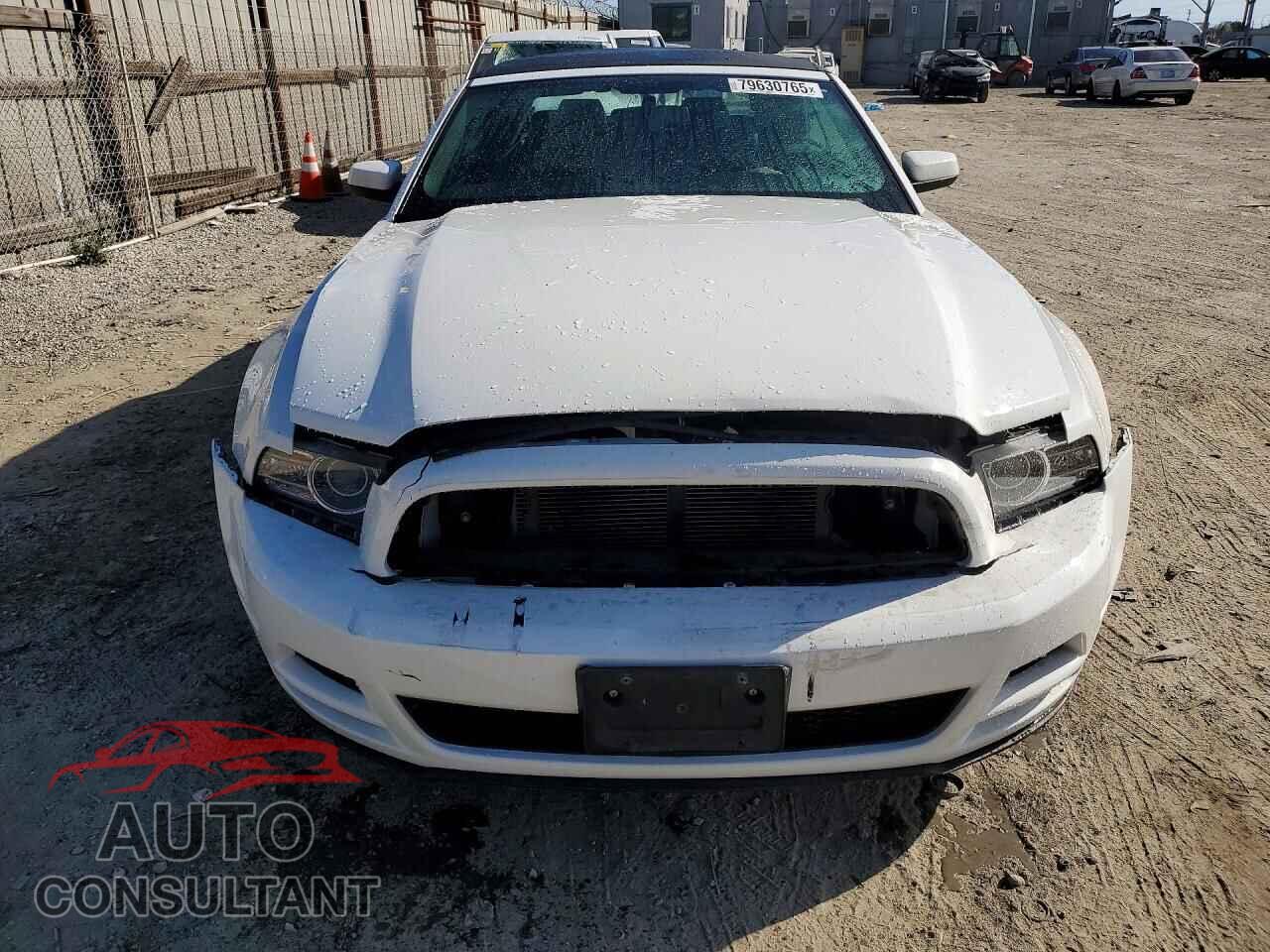 FORD MUSTANG 2013 - 1ZVBP8EM3D5217496
