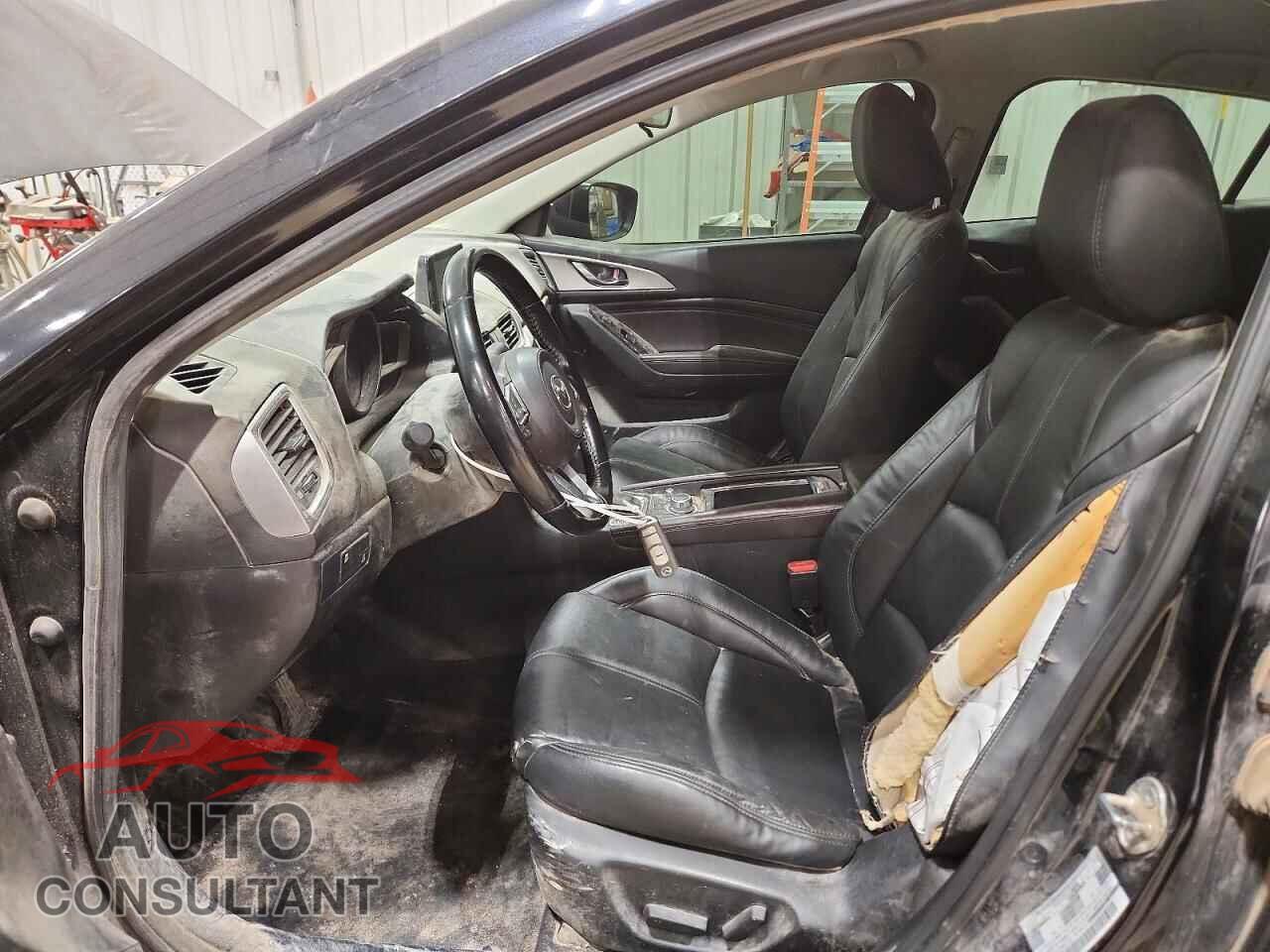 MAZDA 3 2017 - 3MZBN1V72HM101732