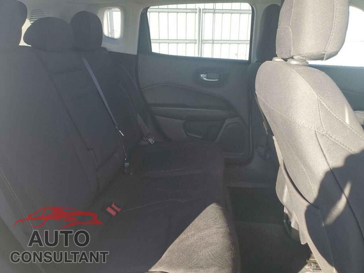 JEEP COMPASS 2017 - 3C4NJCAB4HT643504