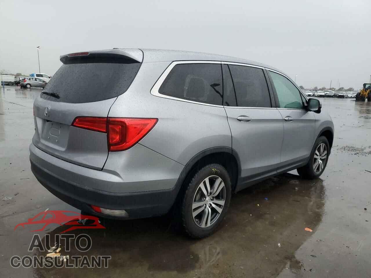 HONDA PILOT 2018 - 5FNYF5H59JB032317