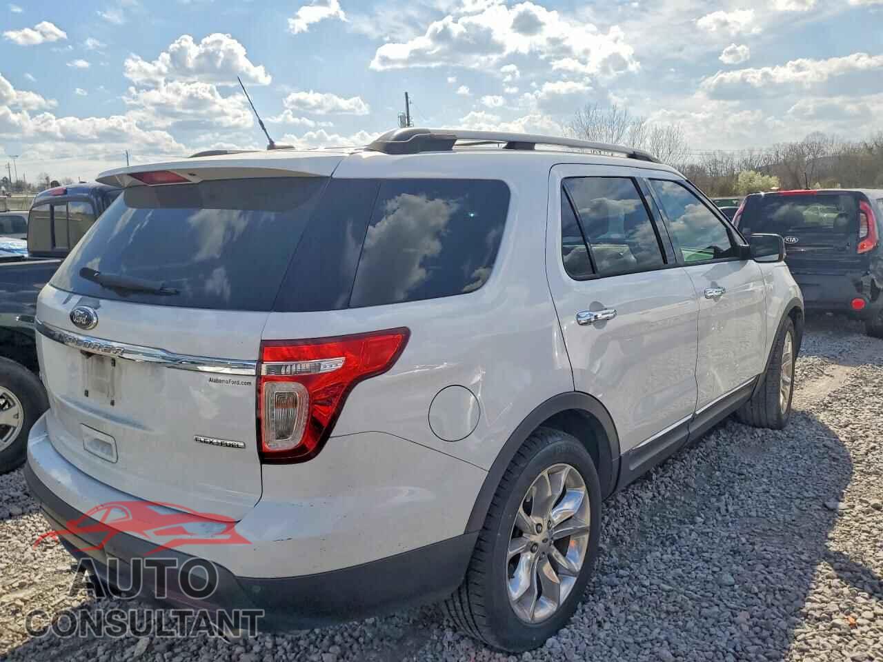 FORD EXPLORER 2013 - 1FM5K7D88DGA97563