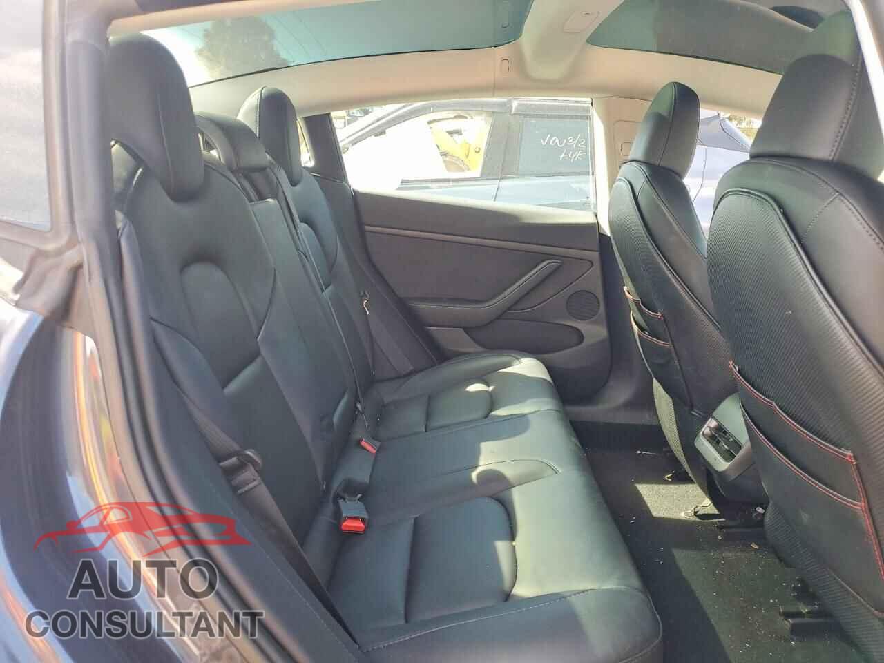 TESLA MODEL 3 2023 - 5YJ3E1EA0PF691385