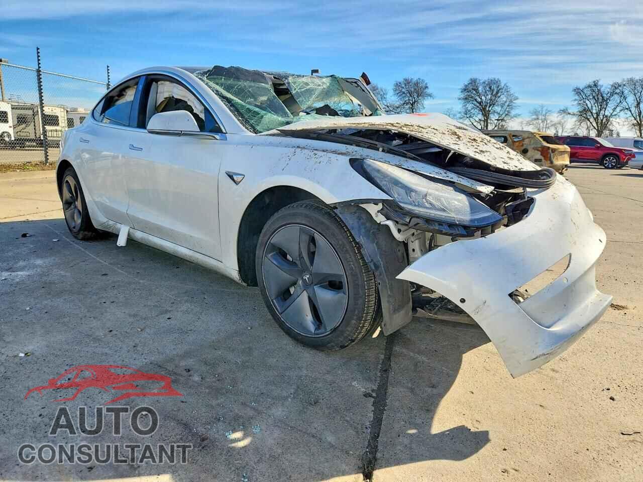 TESLA MODEL 3 2019 - 5YJ3E1EB7KF182590
