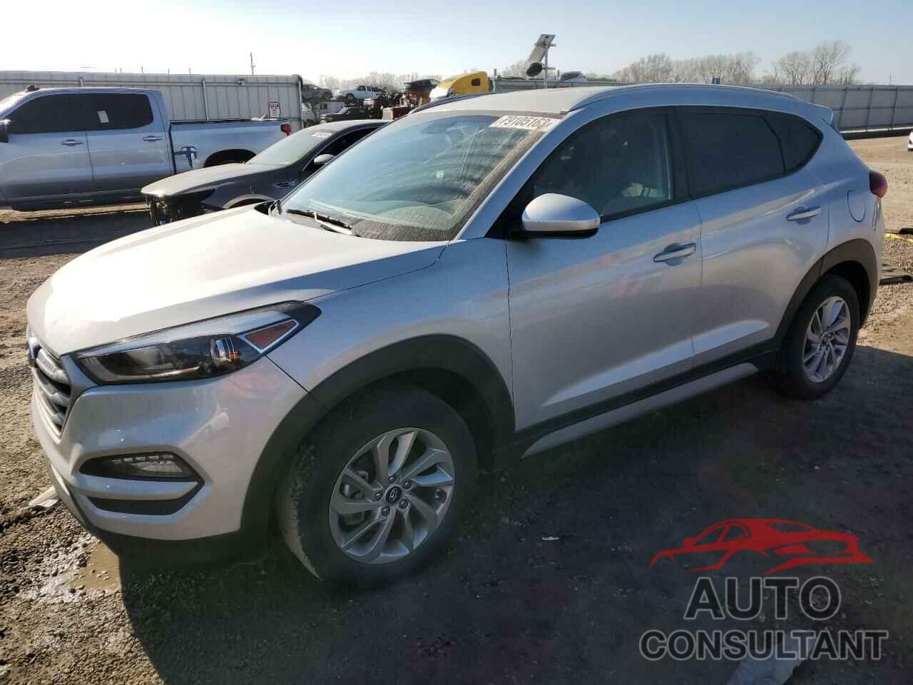 HYUNDAI TUCSON 2018 - KM8J33A41JU615399