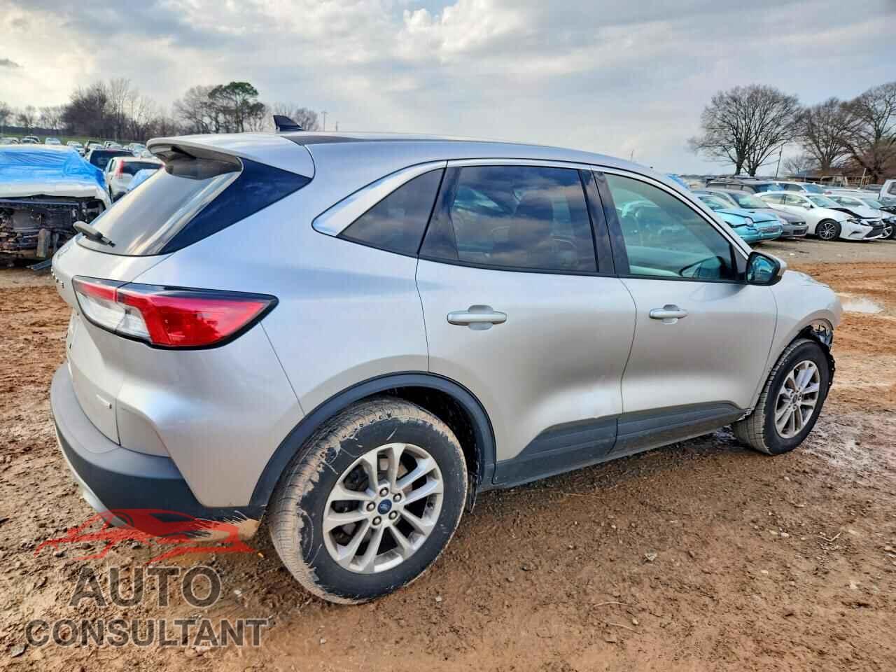 FORD ESCAPE 2020 - 1FMCU0G61LUA46568