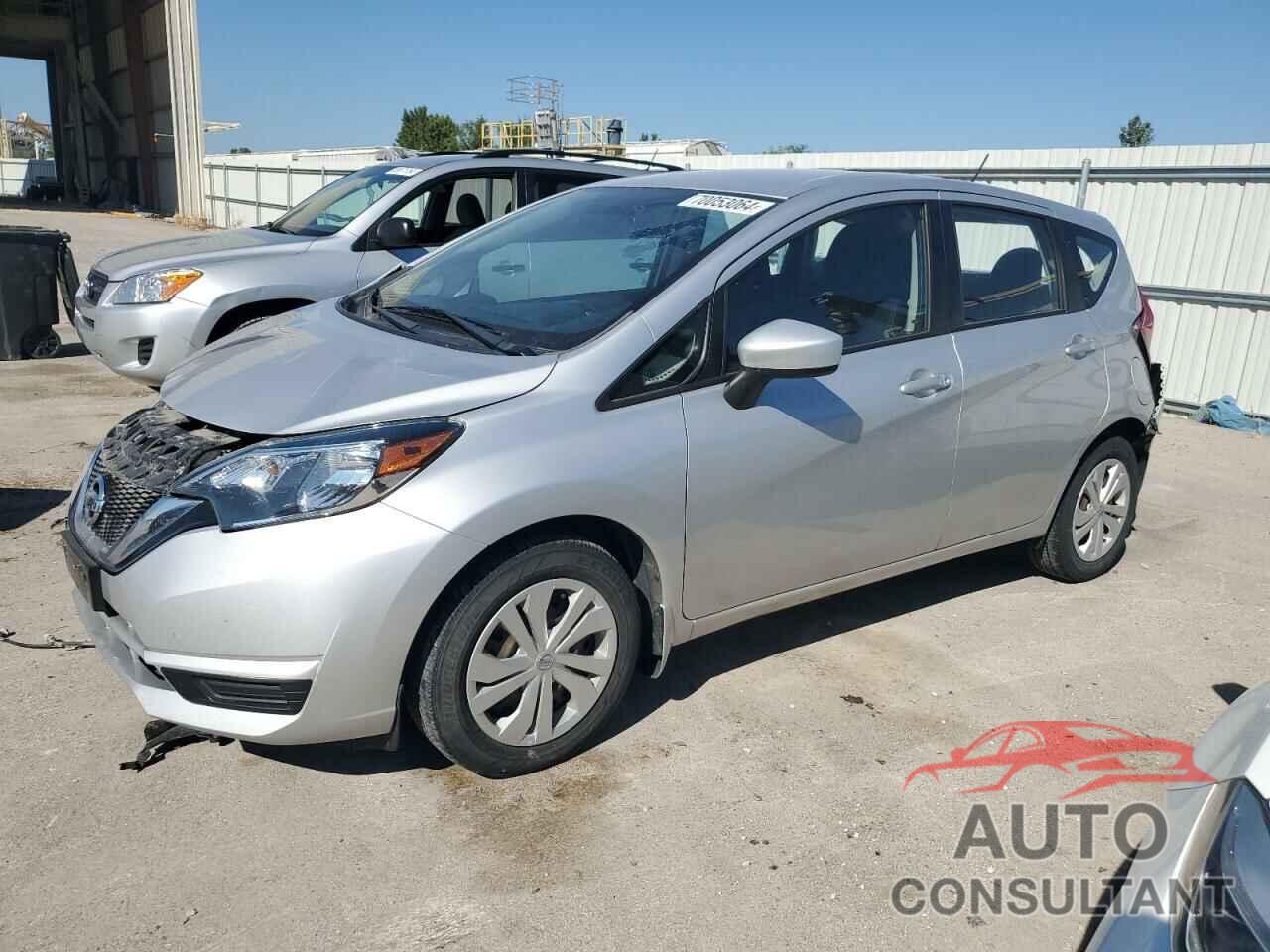 NISSAN VERSA 2018 - 3N1CE2CP7JL355841