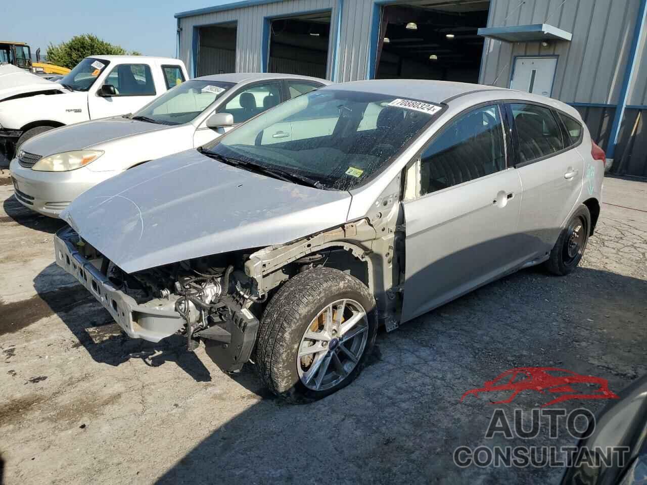 FORD FOCUS 2018 - 1FADP3K21JL319765