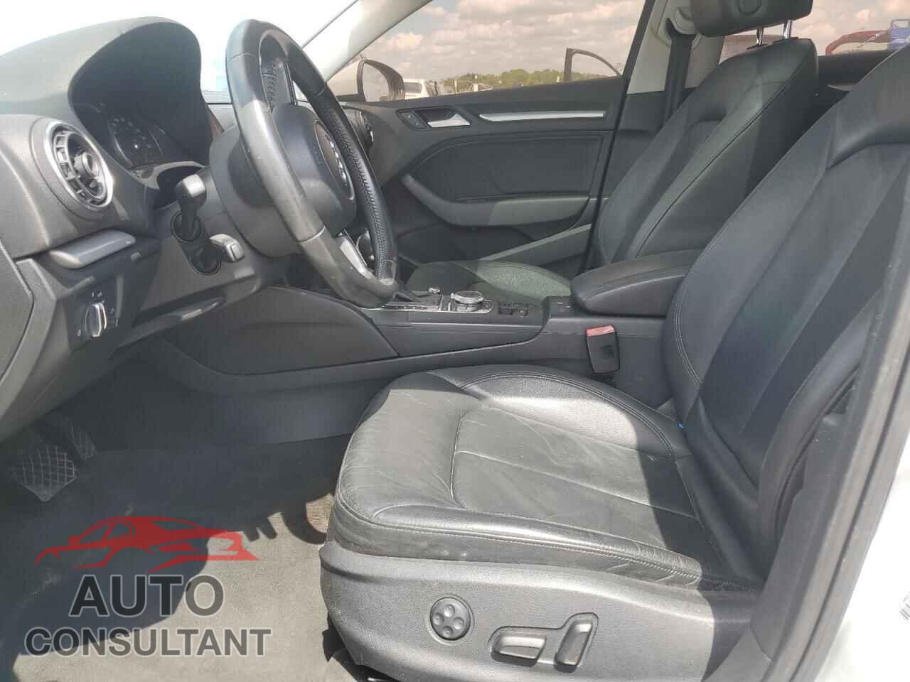 AUDI A3 2015 - WAUBFGFF8F1005510