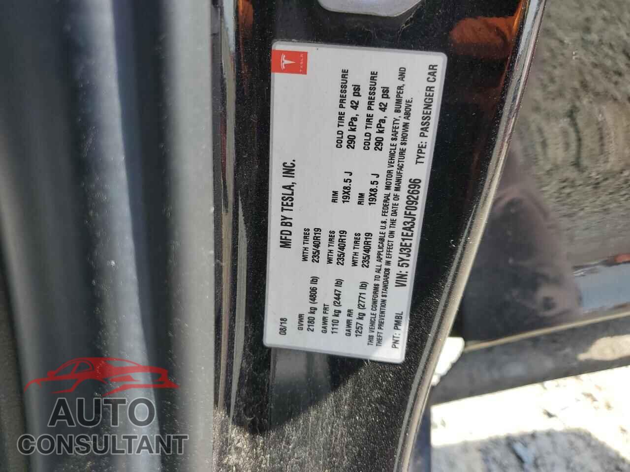 TESLA MODEL 3 2018 - 5YJ3E1EA3JF092696