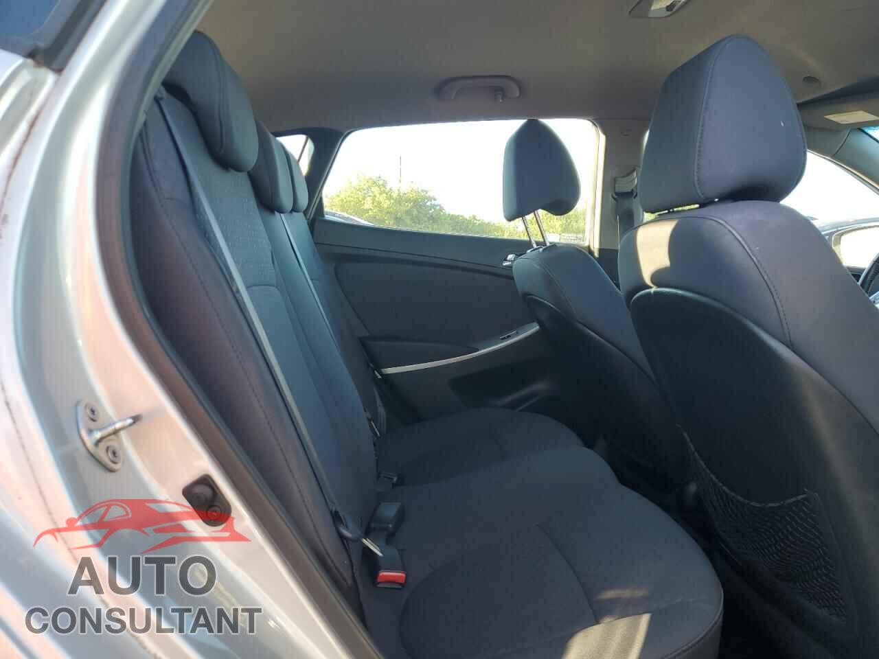 HYUNDAI ACCENT 2013 - KMHCU5AE5DU111288