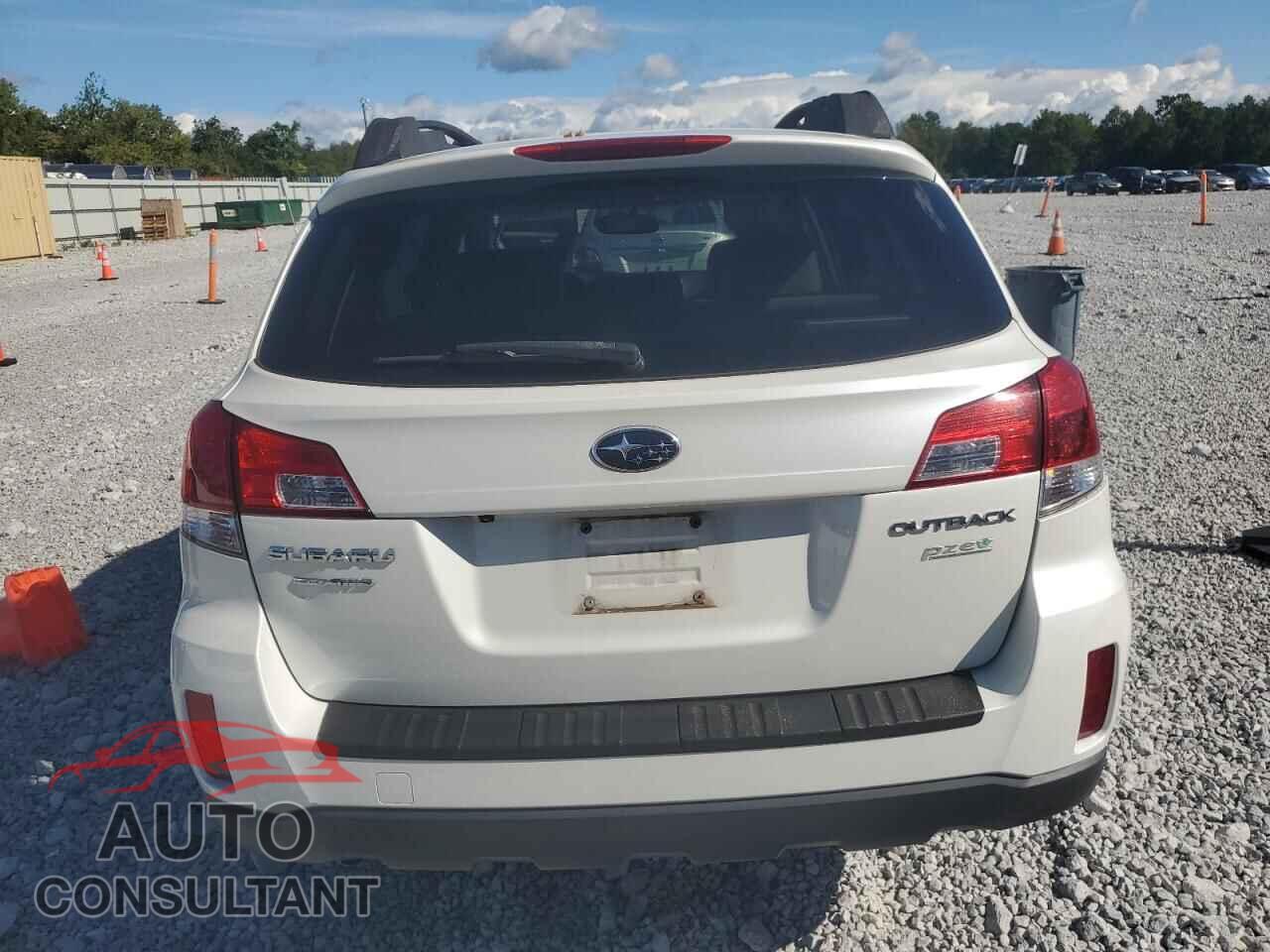 SUBARU OUTBACK 2013 - 4S4BRBGC2D3229404