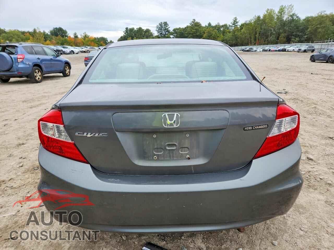 HONDA CIVIC 2012 - 2HGFB2F56CH569388