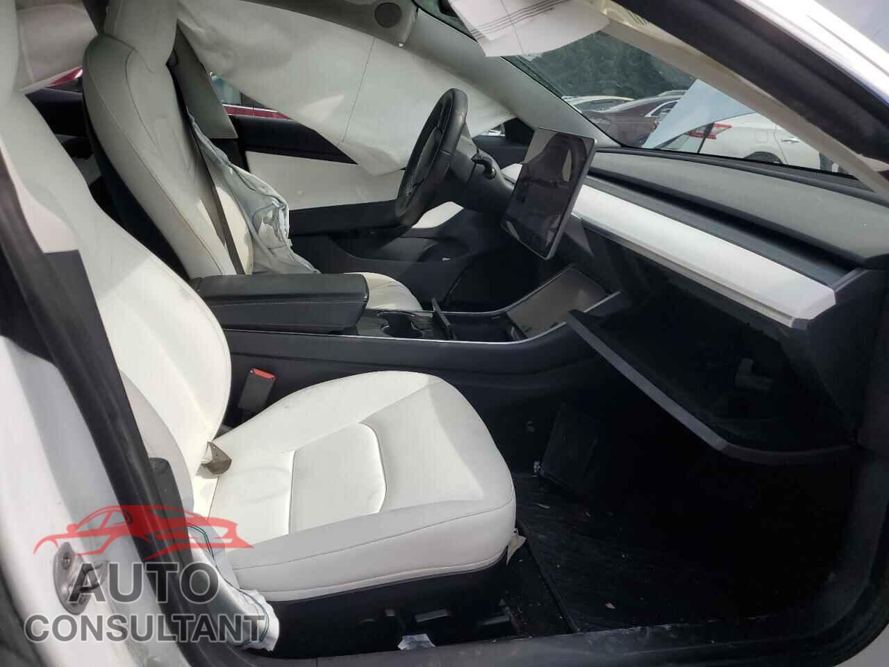 TESLA MODEL 3 2020 - 5YJ3E1EA5LF599005