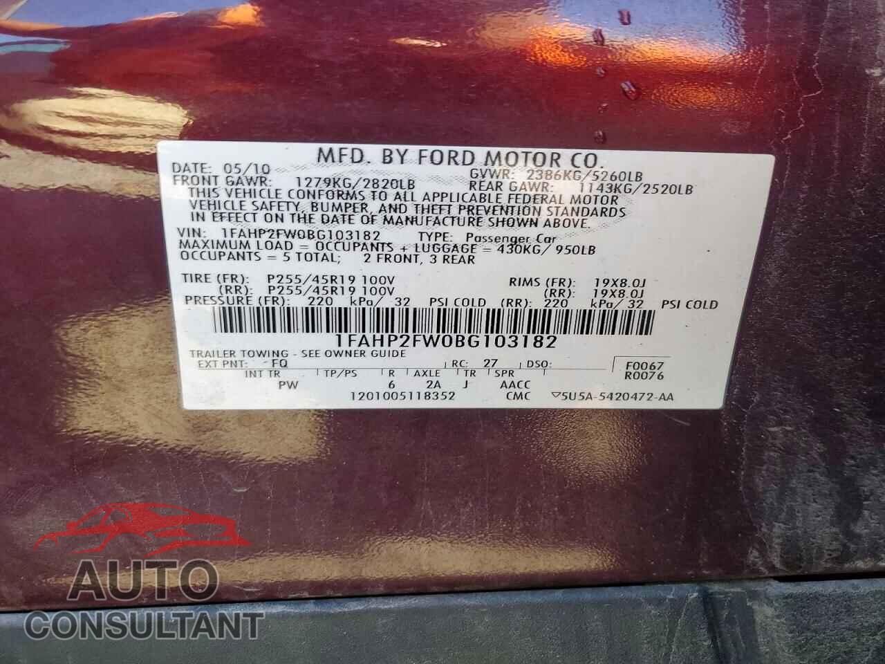 FORD TAURUS 2011 - 1FAHP2FW0BG103182