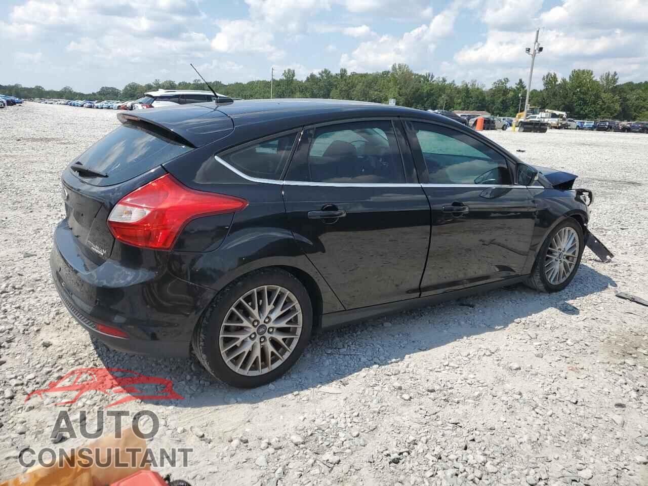 FORD FOCUS 2014 - 1FADP3N27EL213063