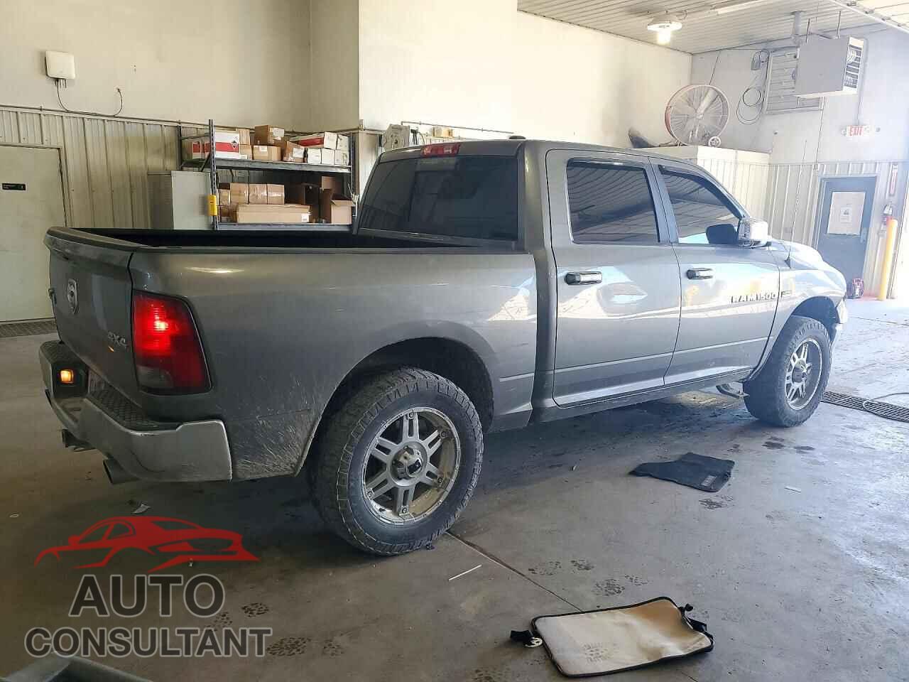 DODGE RAM 1500 2012 - 1C6RD7LTXCS250016