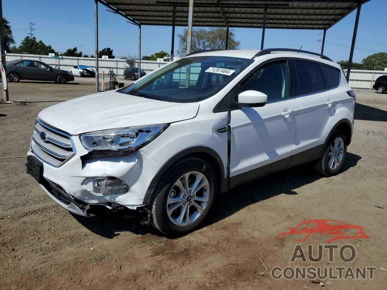 FORD ESCAPE 2018 - 1FMCU0GD4JUA10403