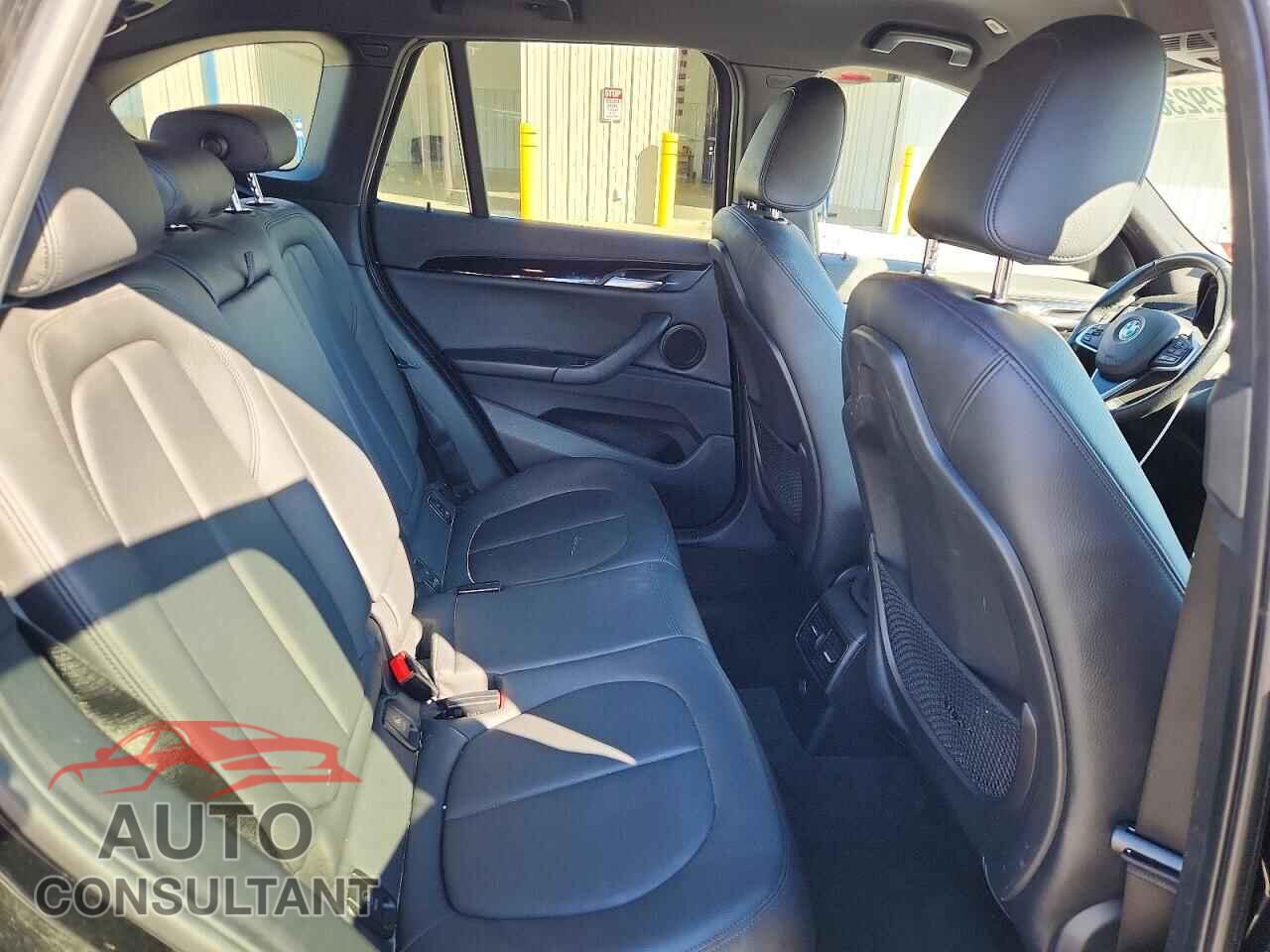 BMW X1 2016 - WBXHT3C31GP884164