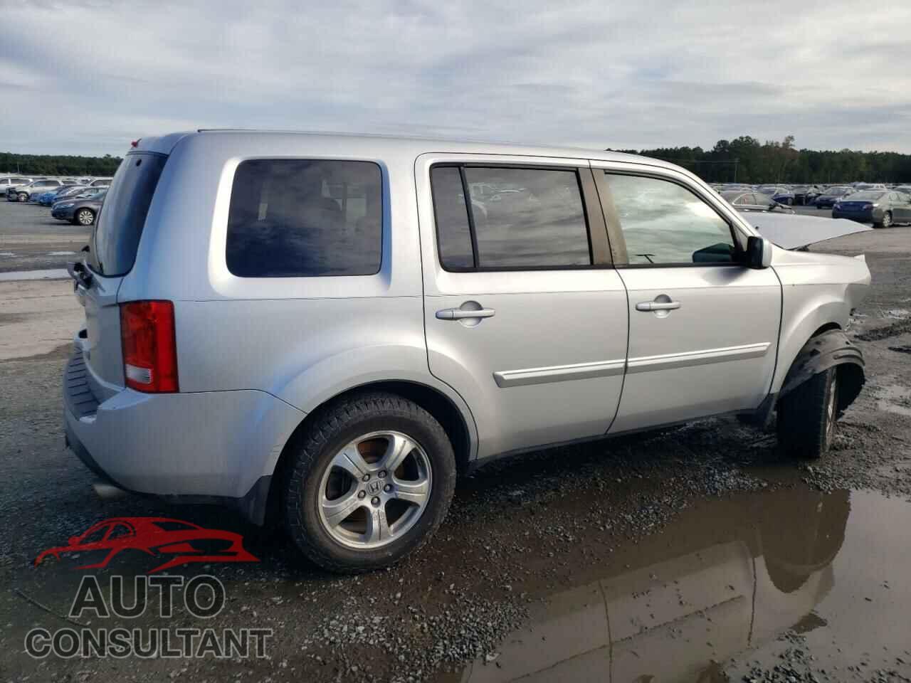 HONDA PILOT 2015 - 5FNYF3H58FB019263