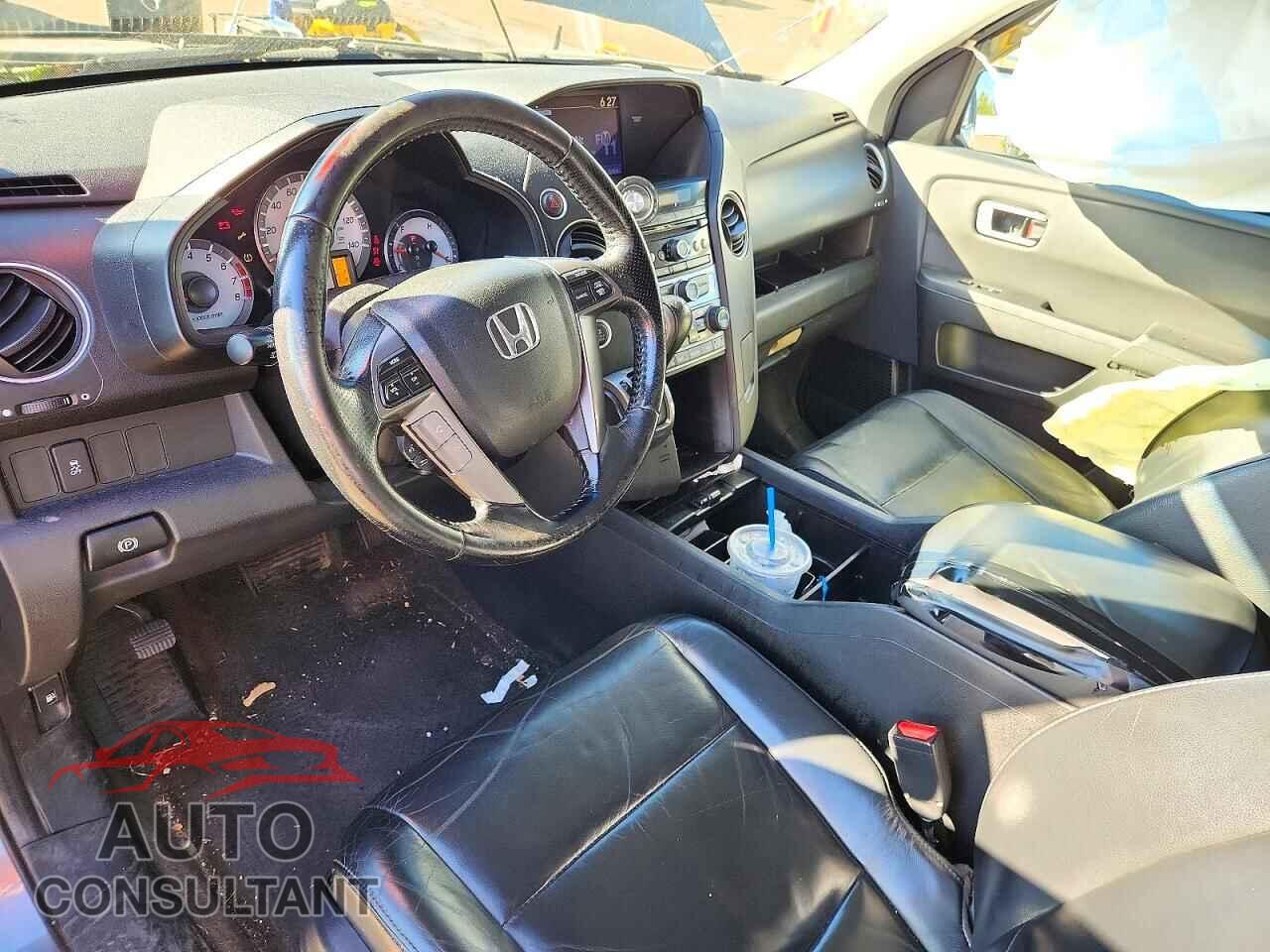 HONDA PILOT 2012 - 5FNYF4H58CB042320