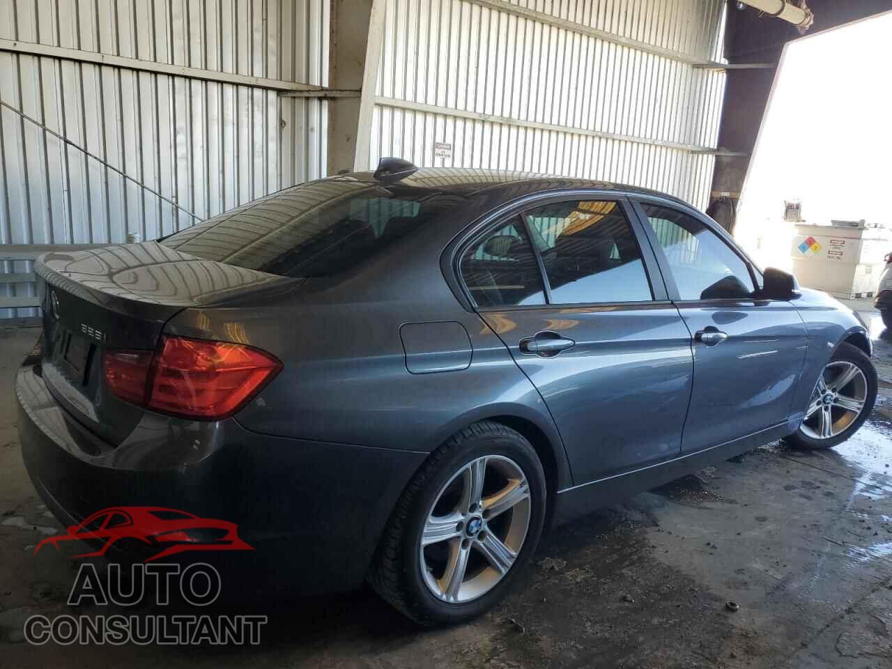 BMW 3 SERIES 2012 - WBA3A5C59CF341328