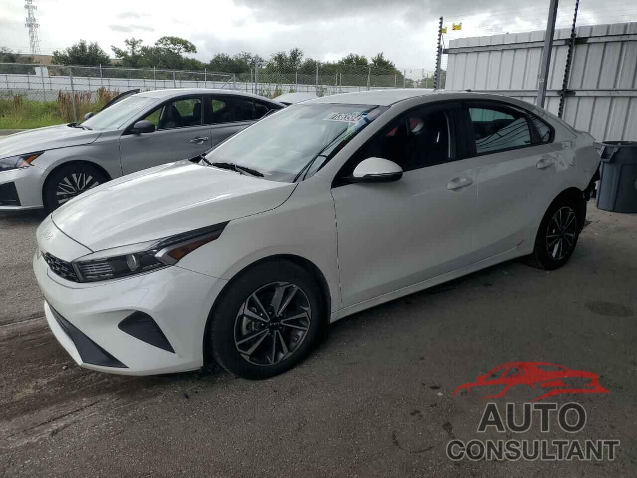 KIA FORTE 2023 - 3KPF24AD1PE515099
