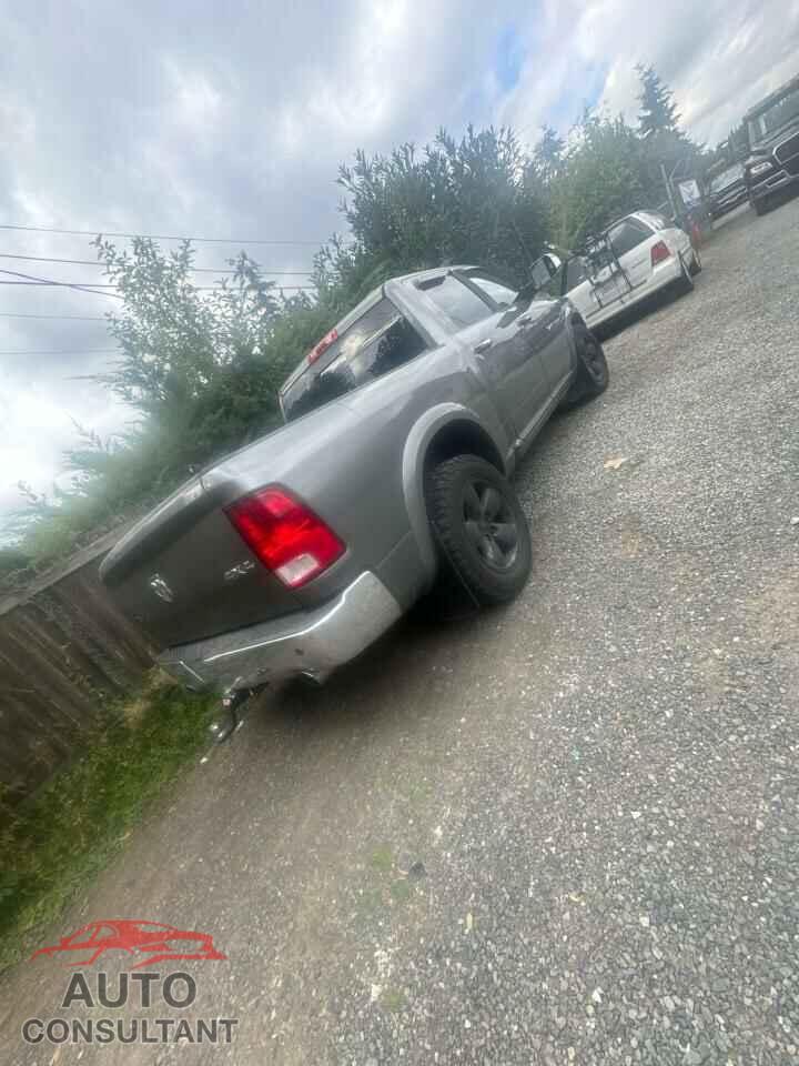 DODGE RAM 1500 2012 - 1C6RD7NT7CS293631