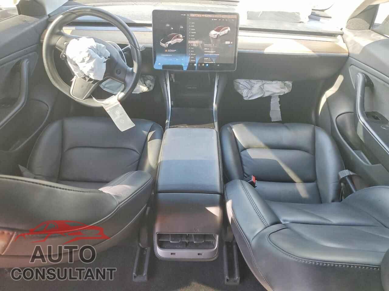TESLA MODEL 3 2019 - 5YJ3E1EA7KF397801