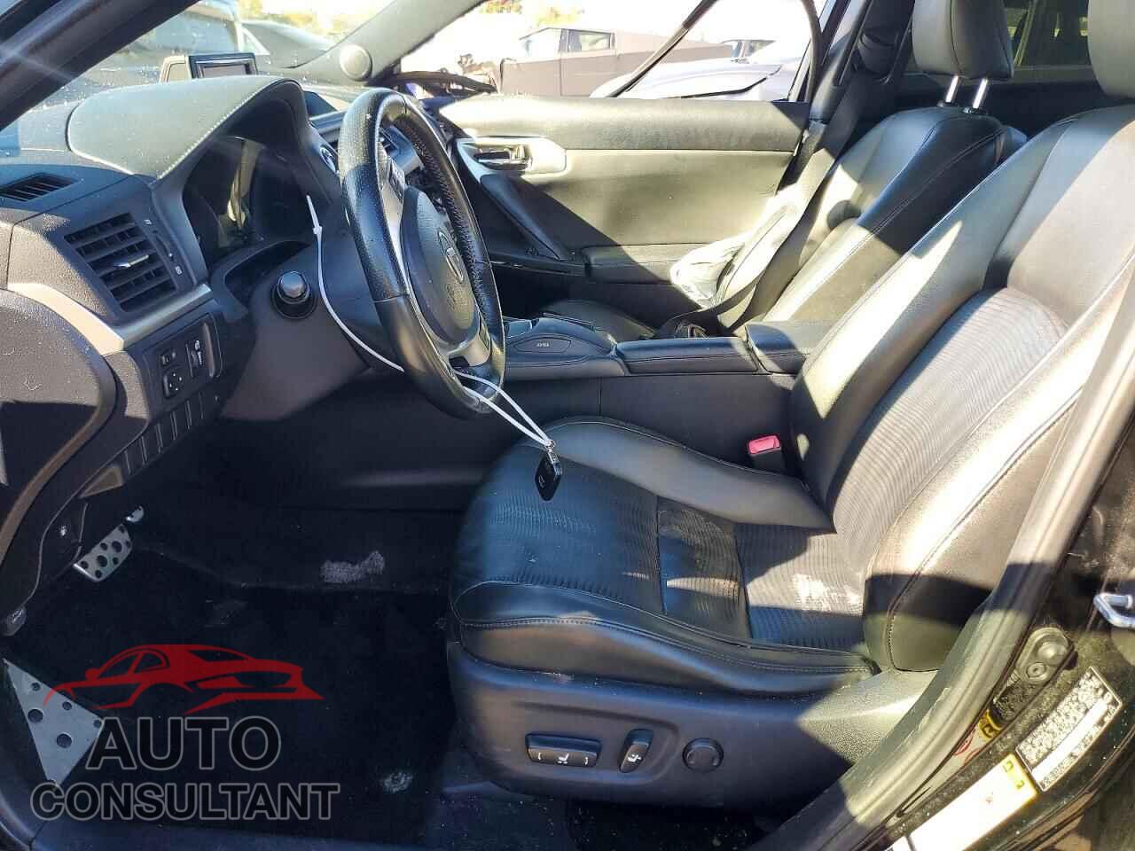 LEXUS CT 200 2013 - JTHKD5BH8D2164585