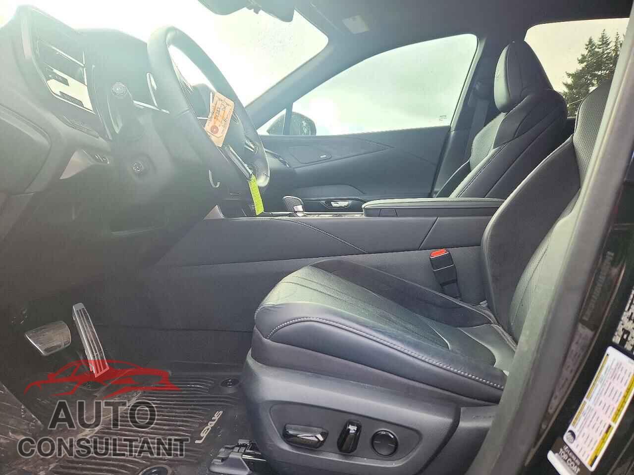 LEXUS RX450 2023 - 2T2BCMEA6PC009516