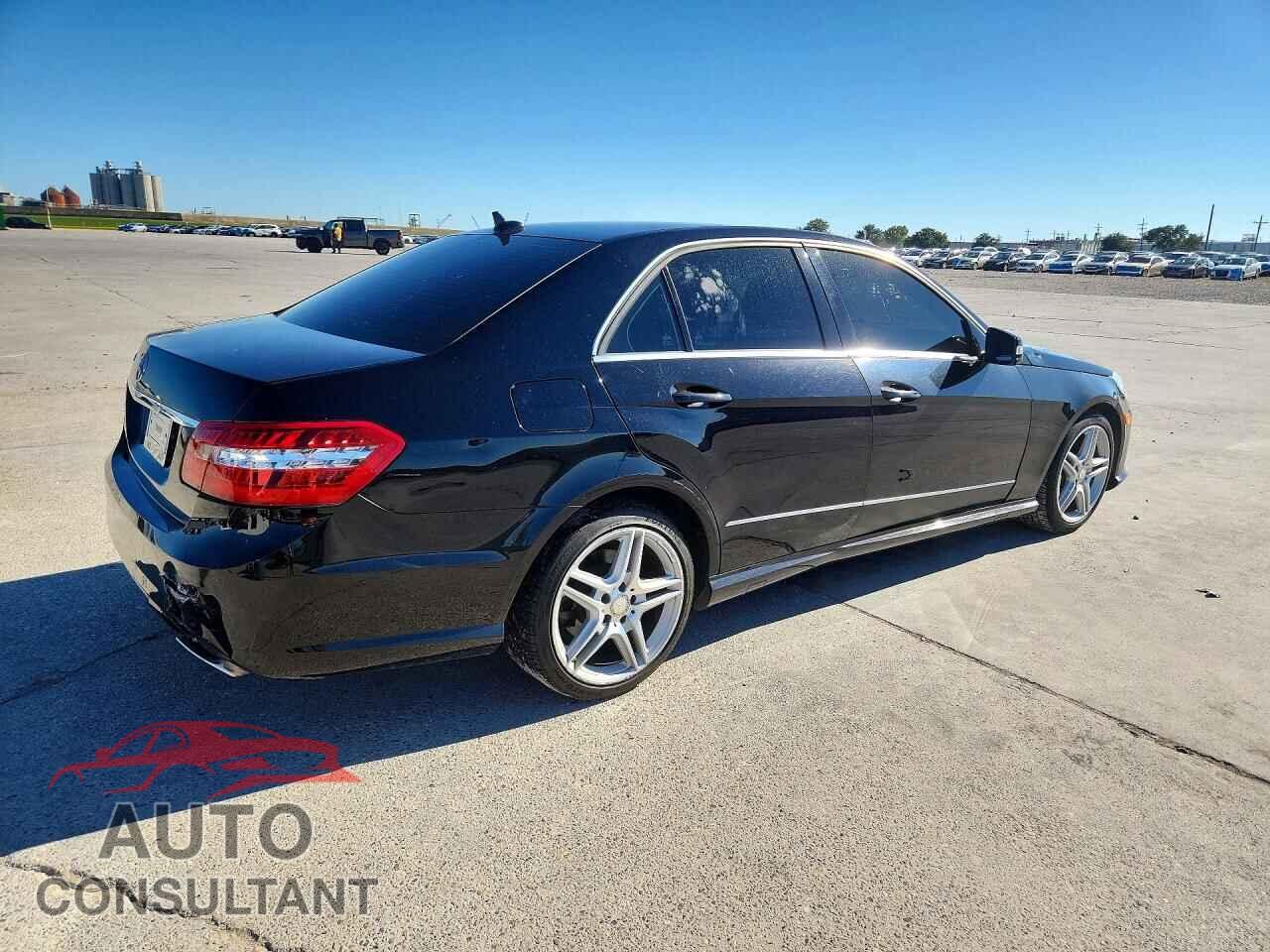 MERCEDES-BENZ E-CLASS 2012 - WDDHF5KB7CA595446