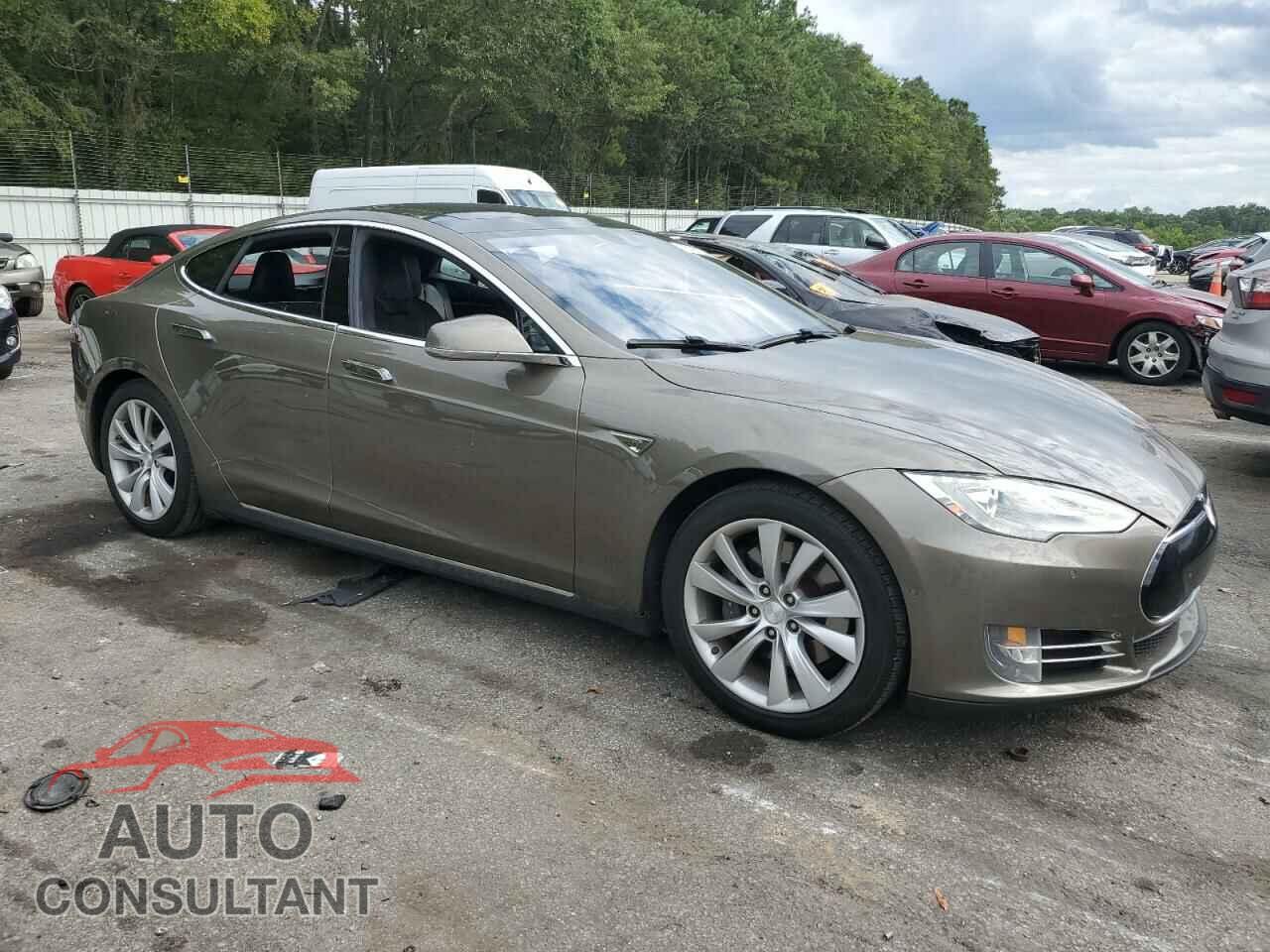 TESLA MODEL S 2016 - 5YJSA1E22GF128404