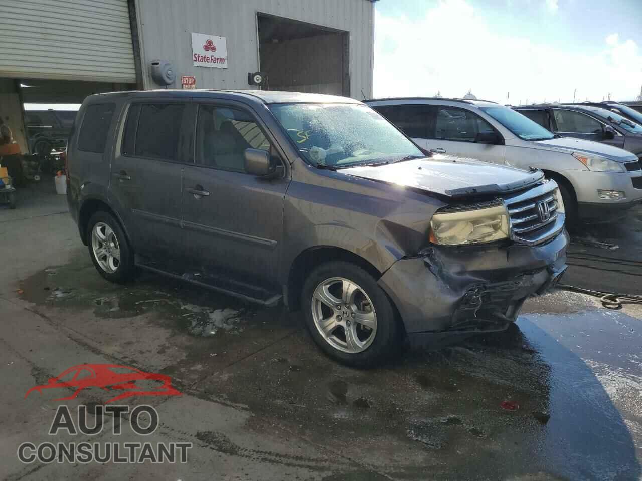 HONDA PILOT 2015 - 5FNYF3H65FB034151