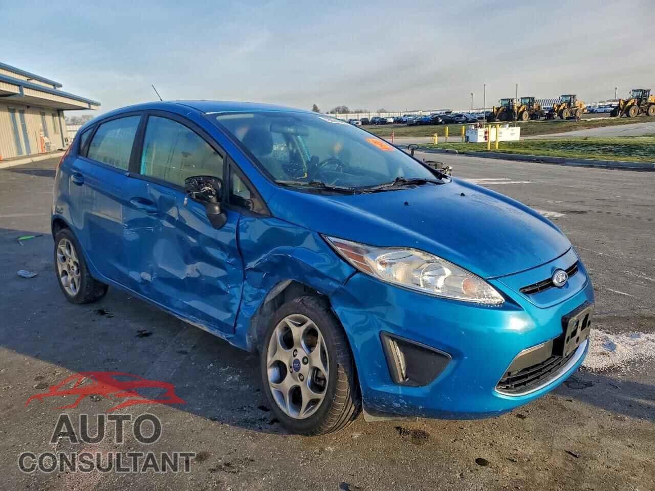 FORD FIESTA 2013 - 3FADP4EJ9DM201085