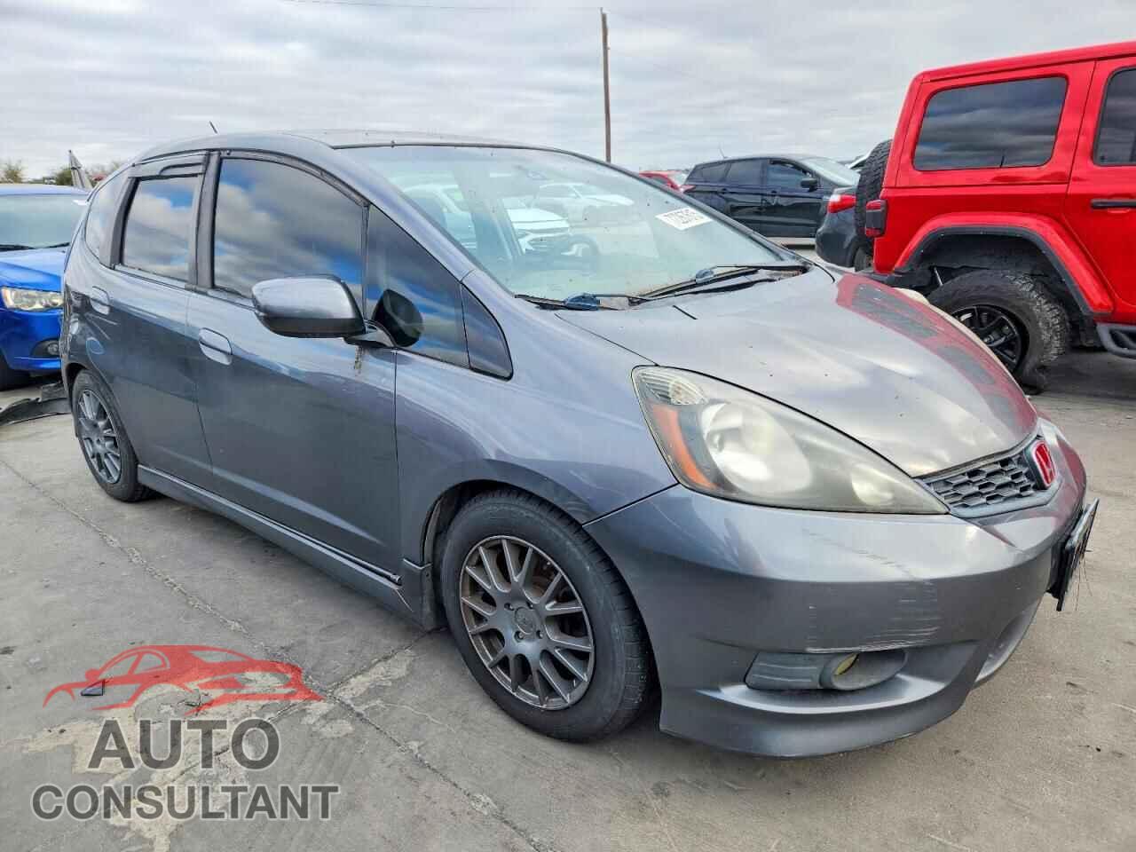 HONDA FIT 2013 - JHMGE8H58DC042000